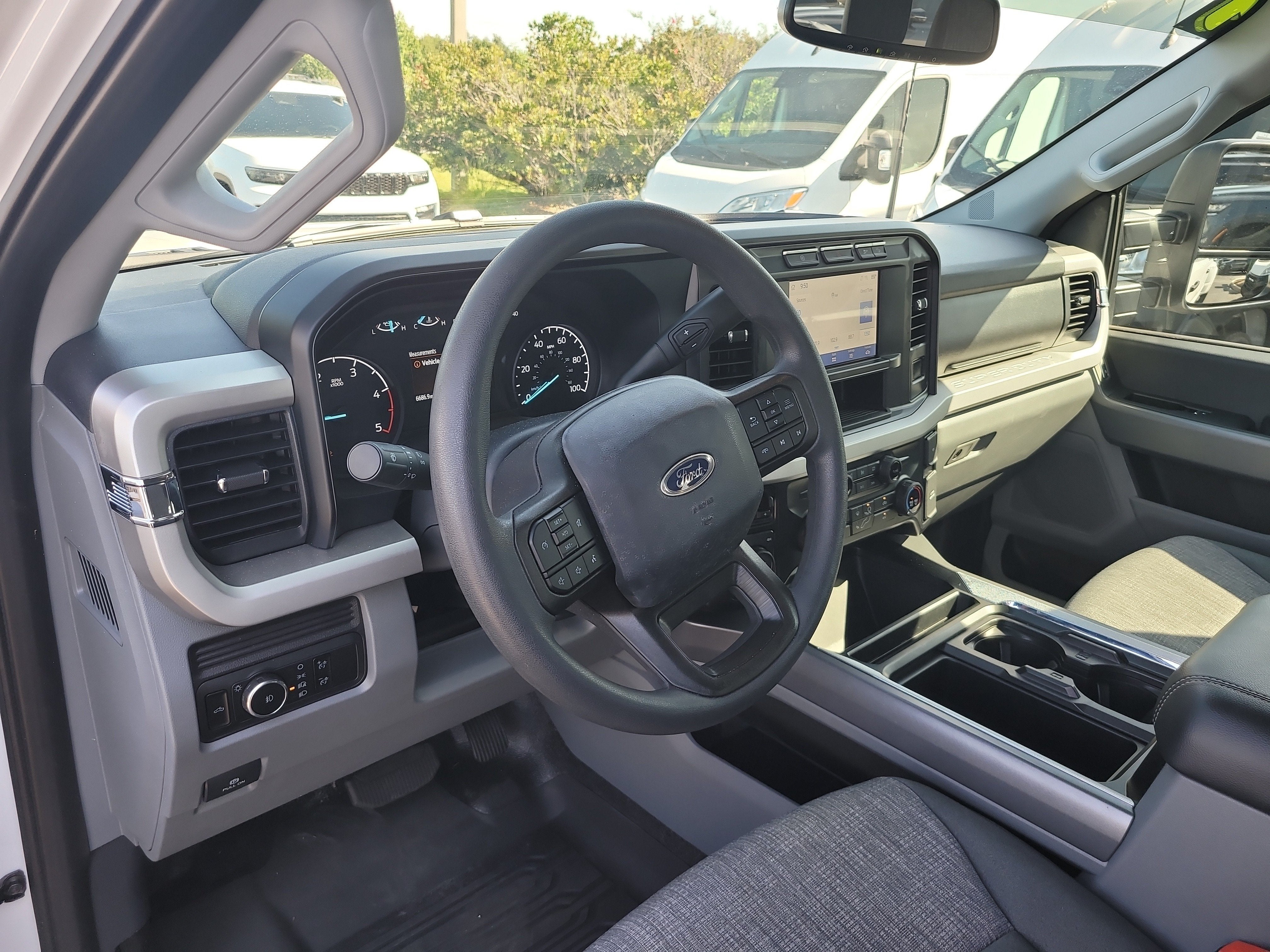 2024 Ford Super Duty F-350 DRW XLT