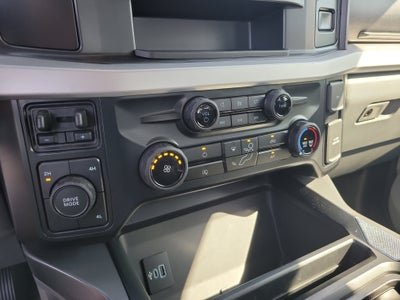 2024 Ford Super Duty F-350 DRW XLT