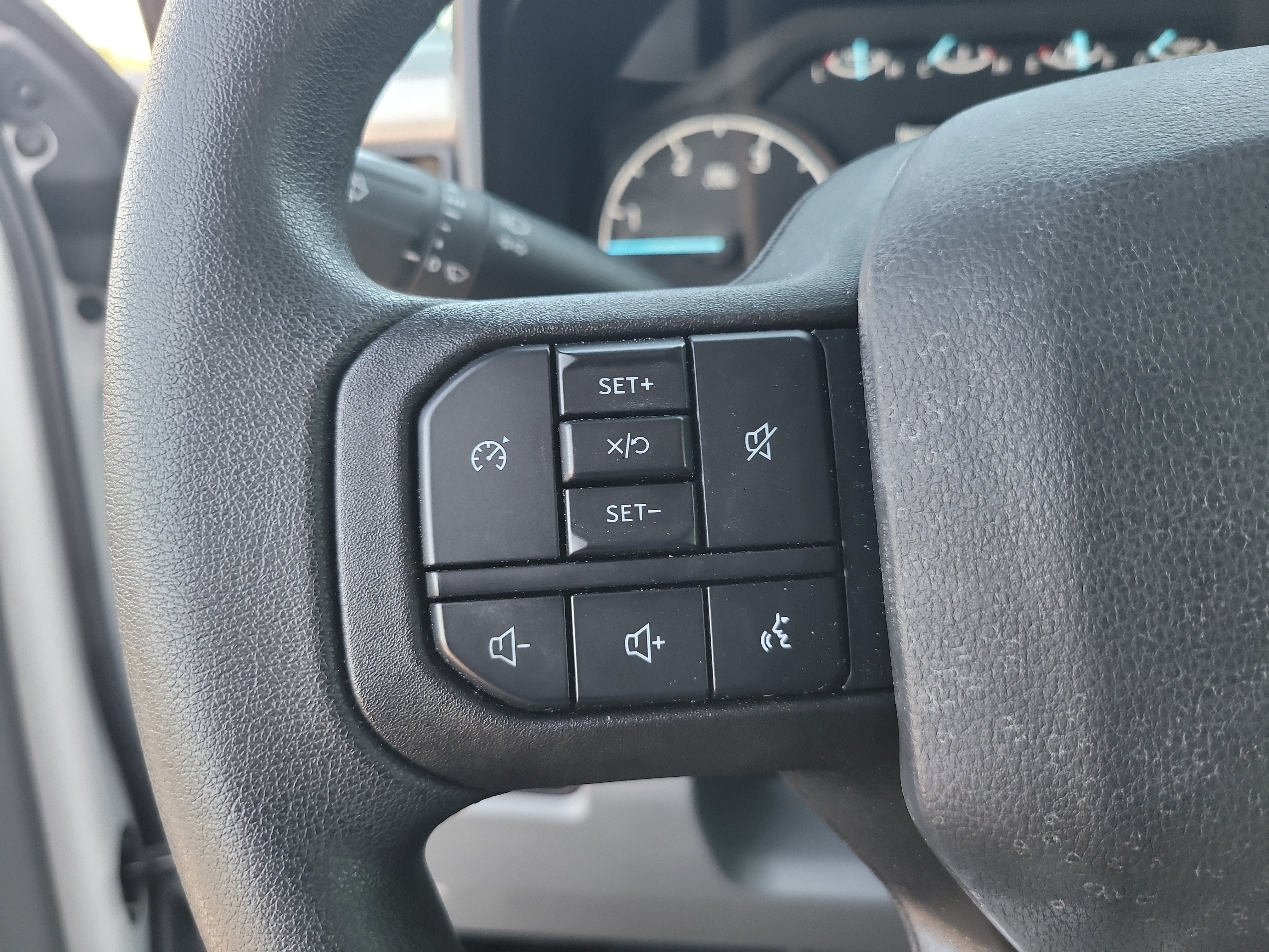 2024 Ford Super Duty F-350 DRW XLT
