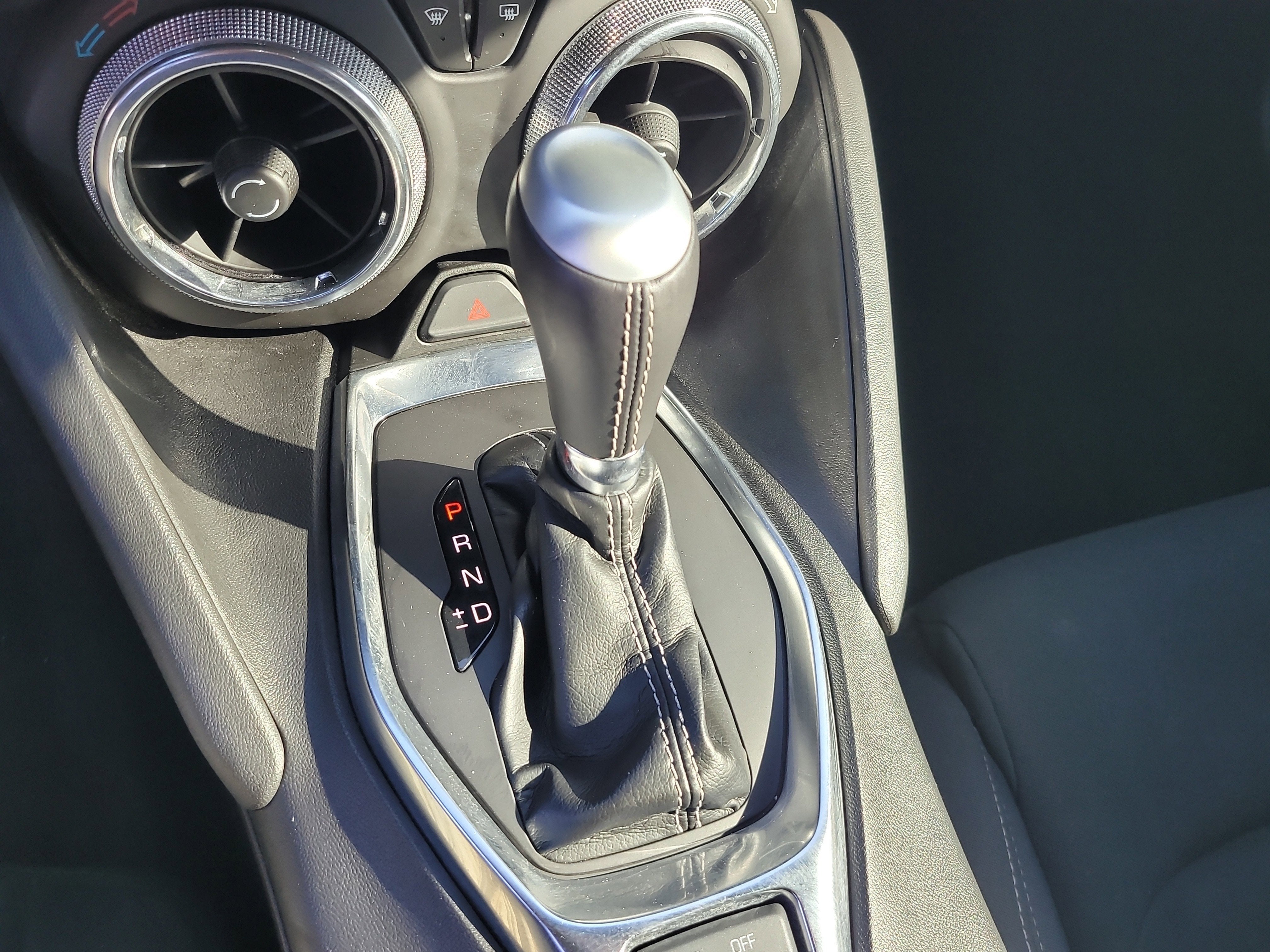 2022 Chevrolet Camaro LT1