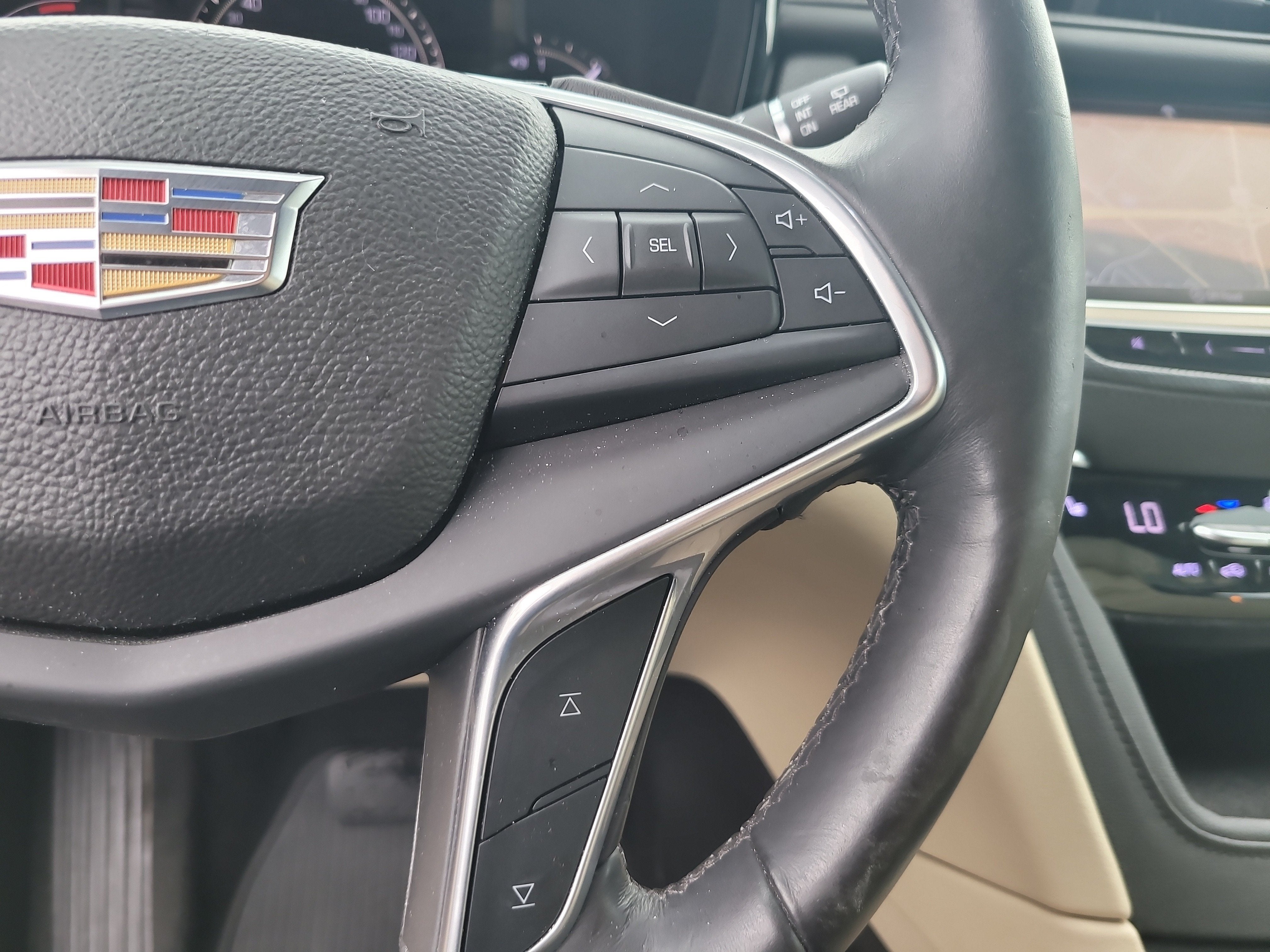 2017 Cadillac XT5 Luxury FWD