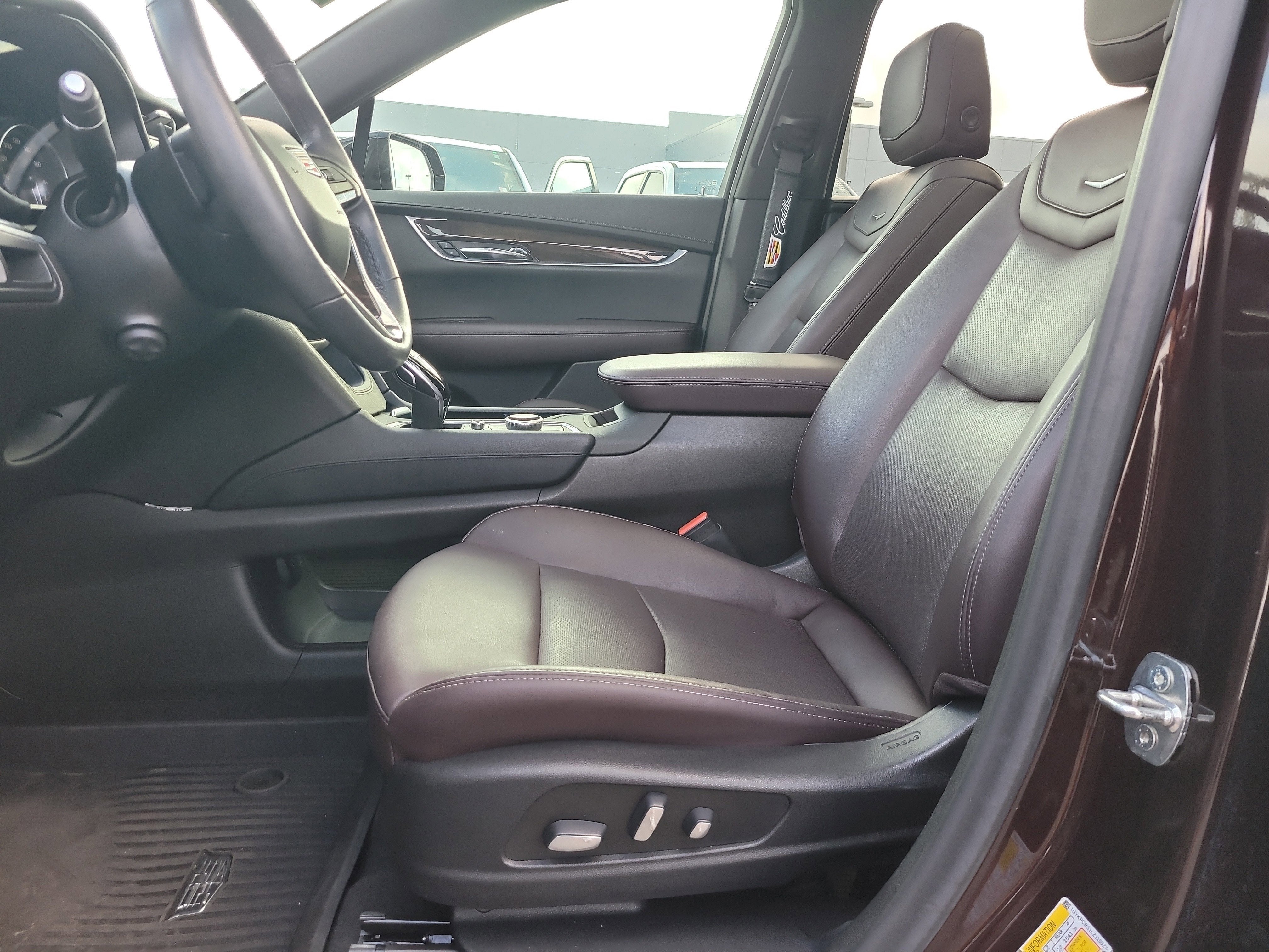2020 Cadillac XT6 FWD Premium Luxury