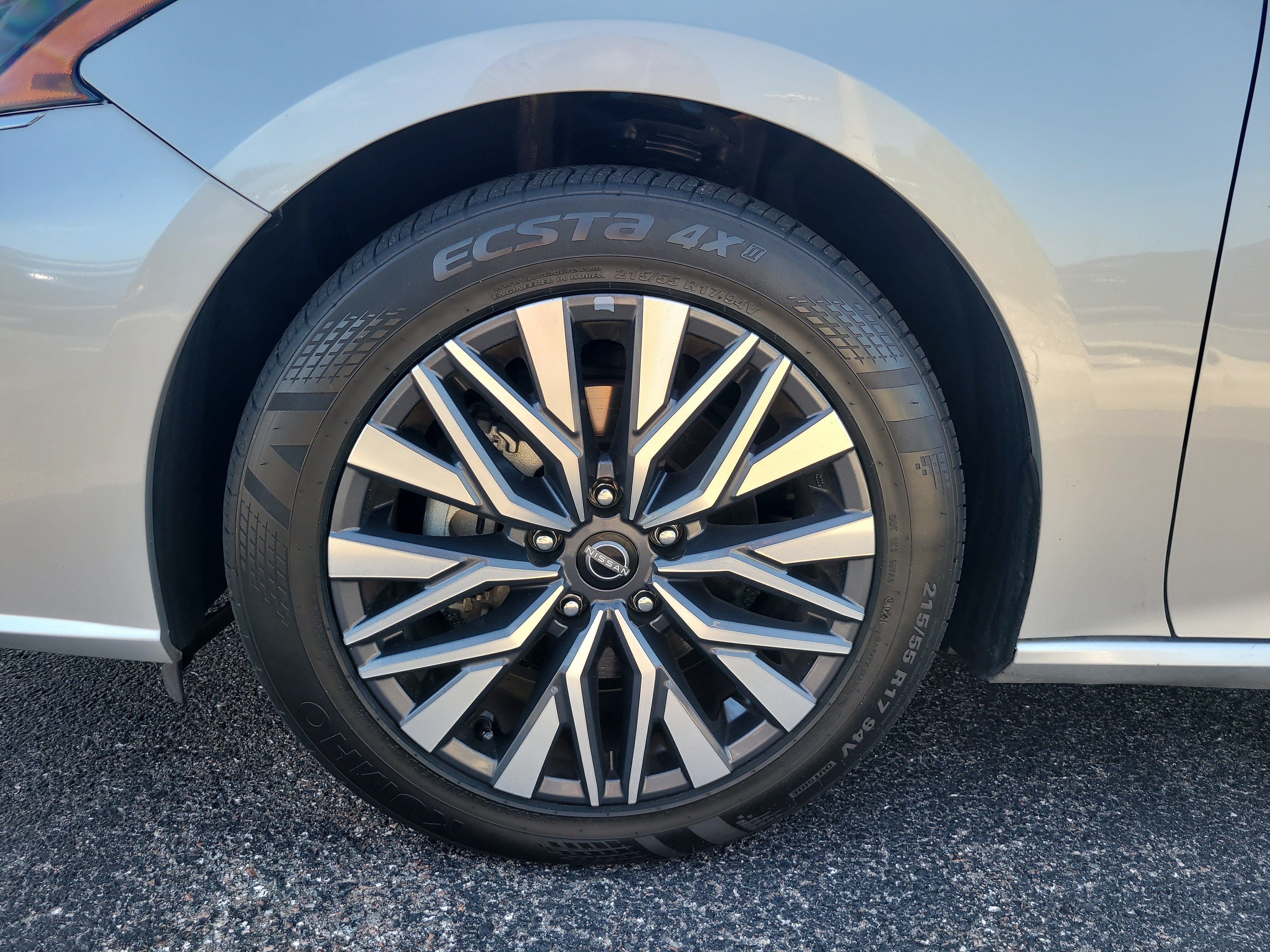 2024 Nissan Altima 2.5 SV