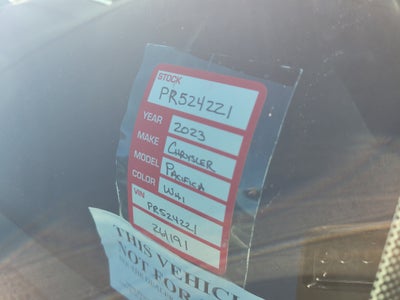 2023 Chrysler Pacifica Touring L