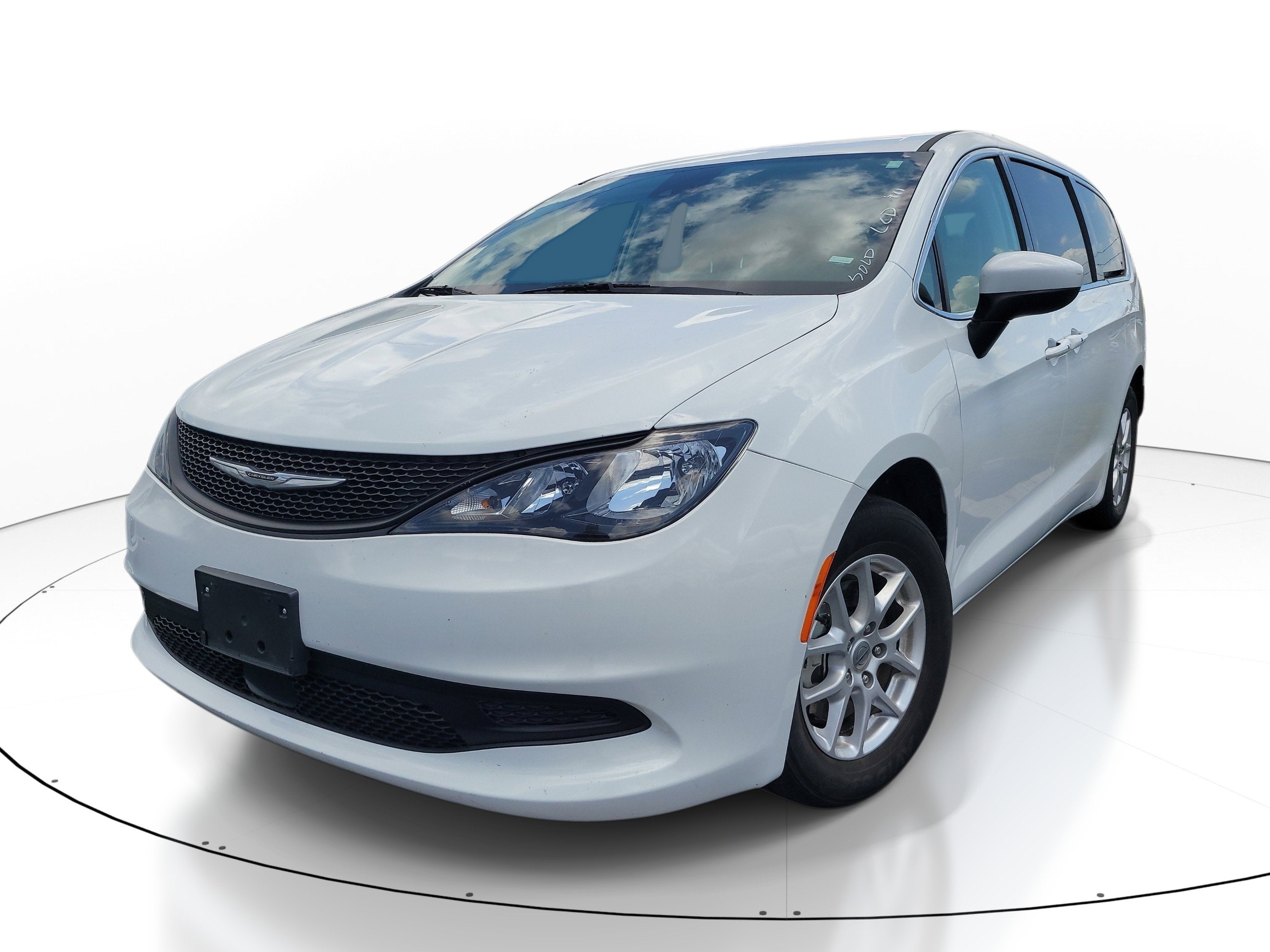 2023 Chrysler Voyager LX