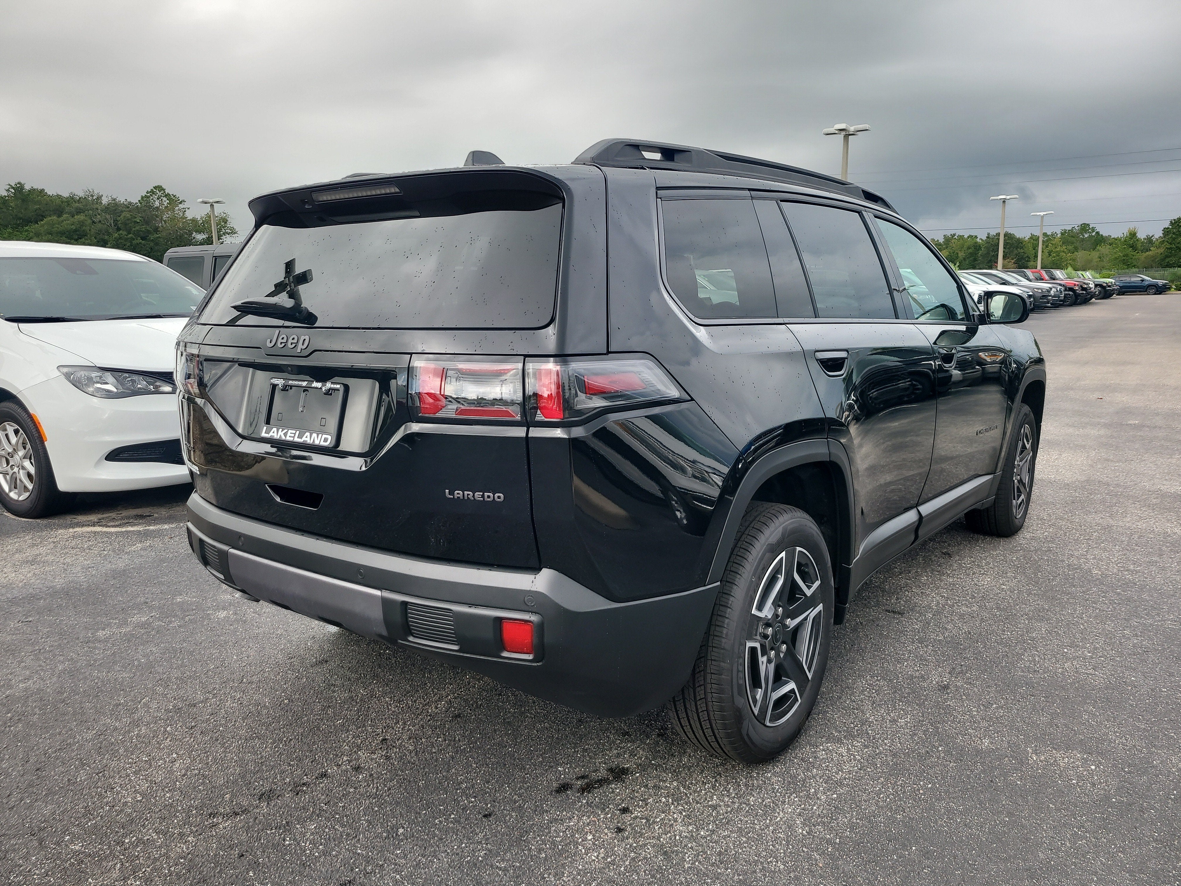 2026 Jeep Cherokee Laredo