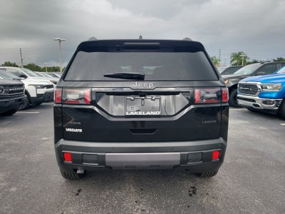 2026 Jeep Cherokee Laredo
