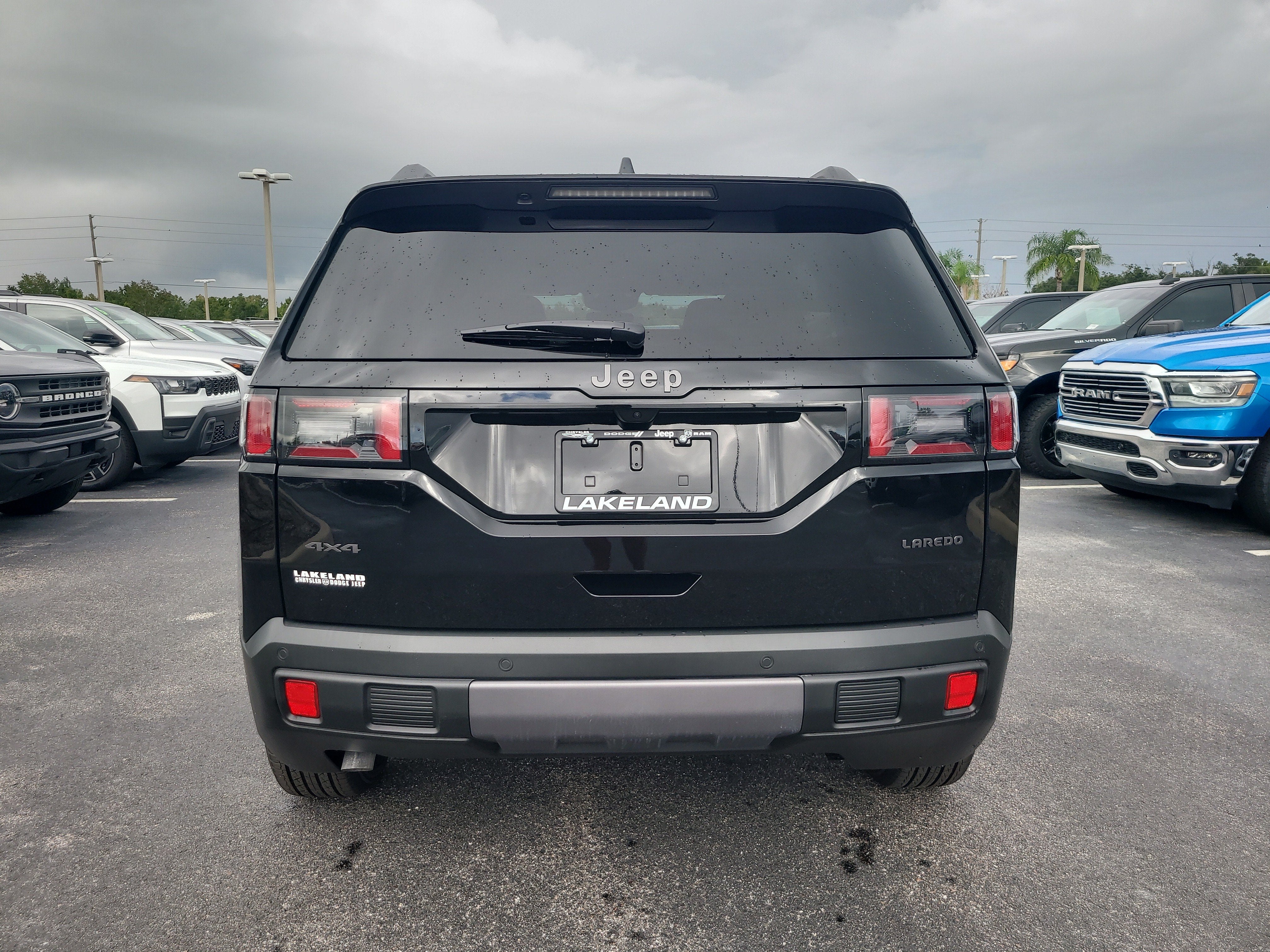 2026 Jeep Cherokee Laredo