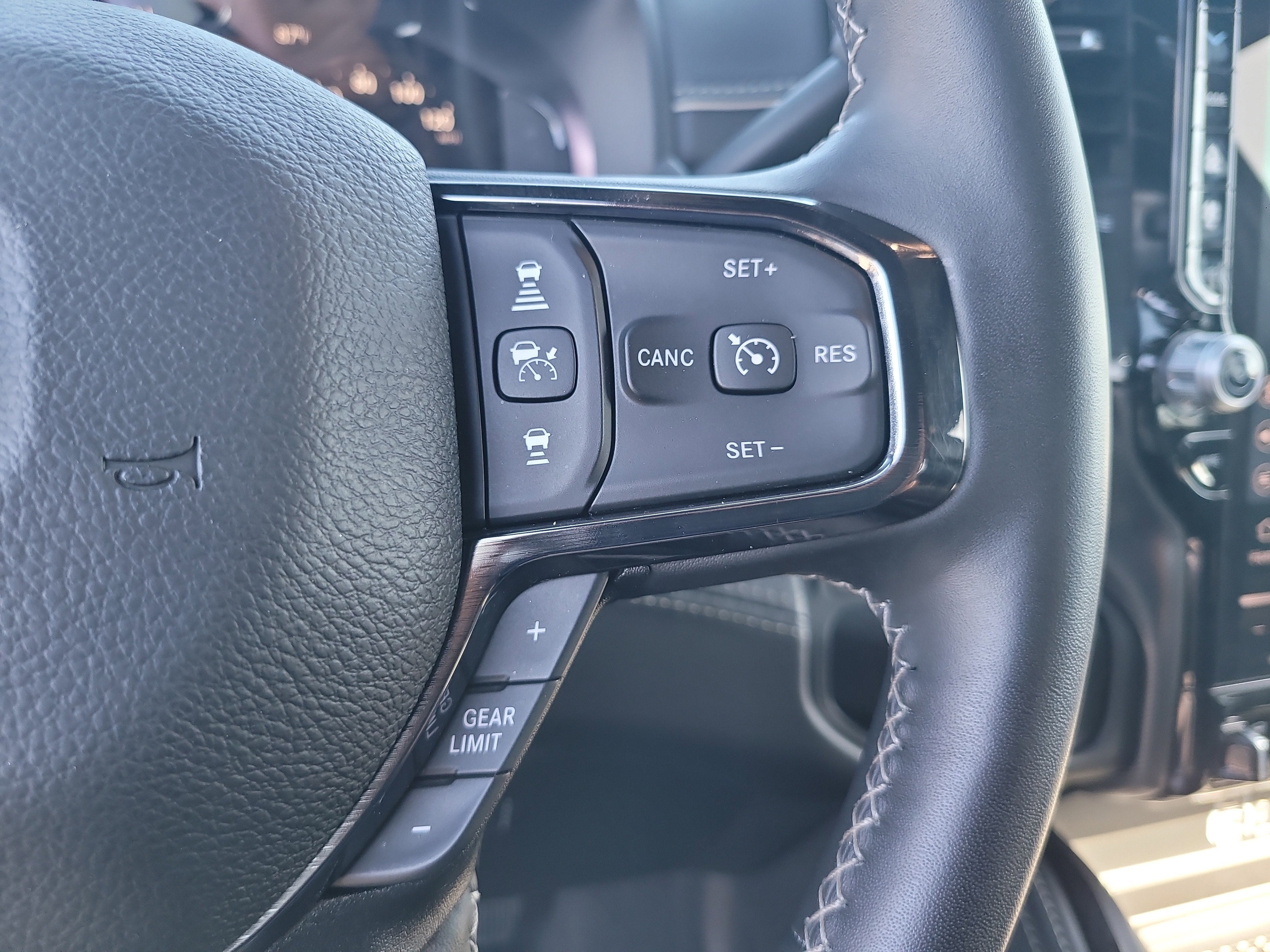 2025 RAM 3500 Limited