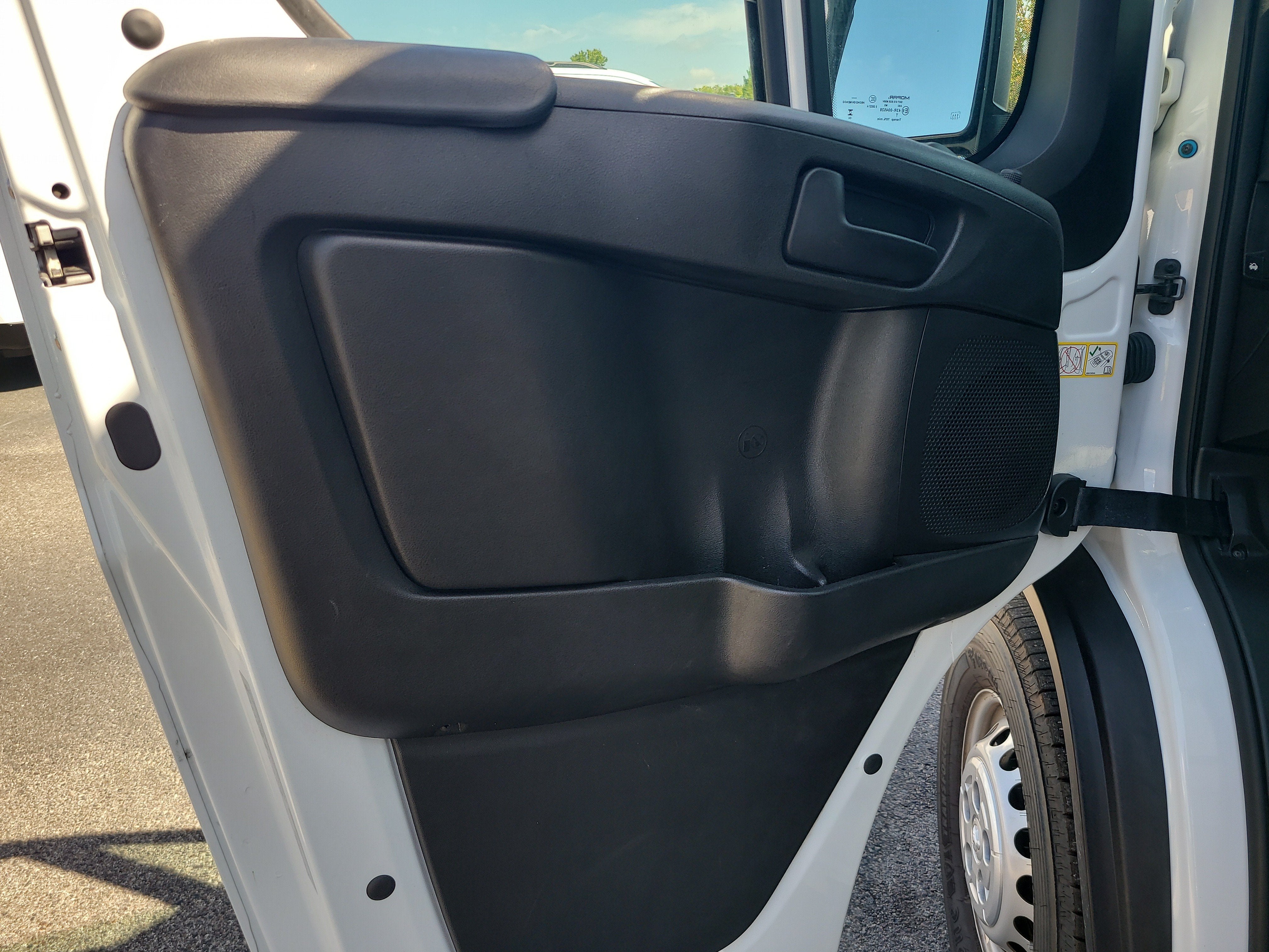 2024 RAM ProMaster Cargo Van Tradesman
