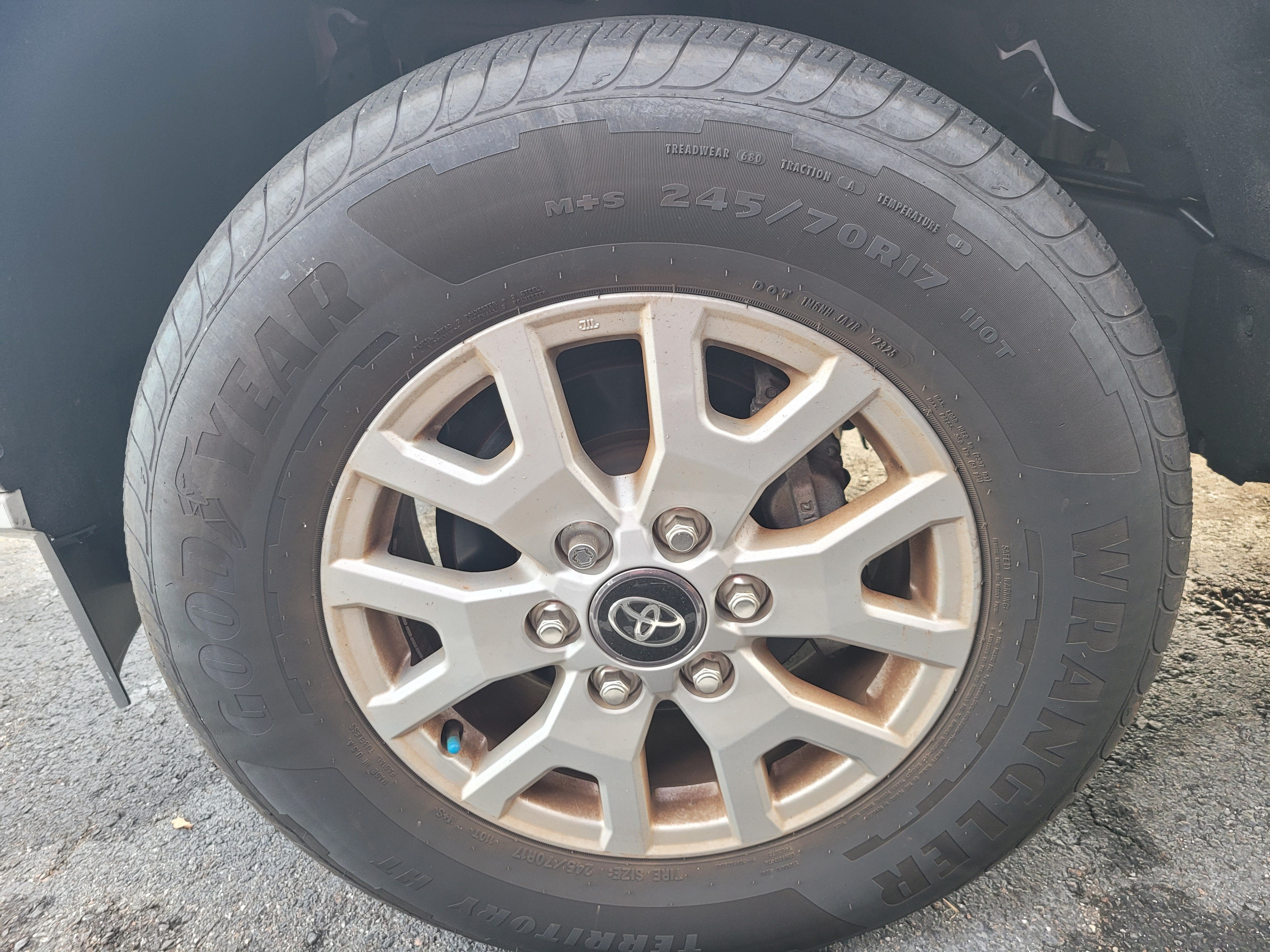 2025 Toyota Tacoma 2WD SR5