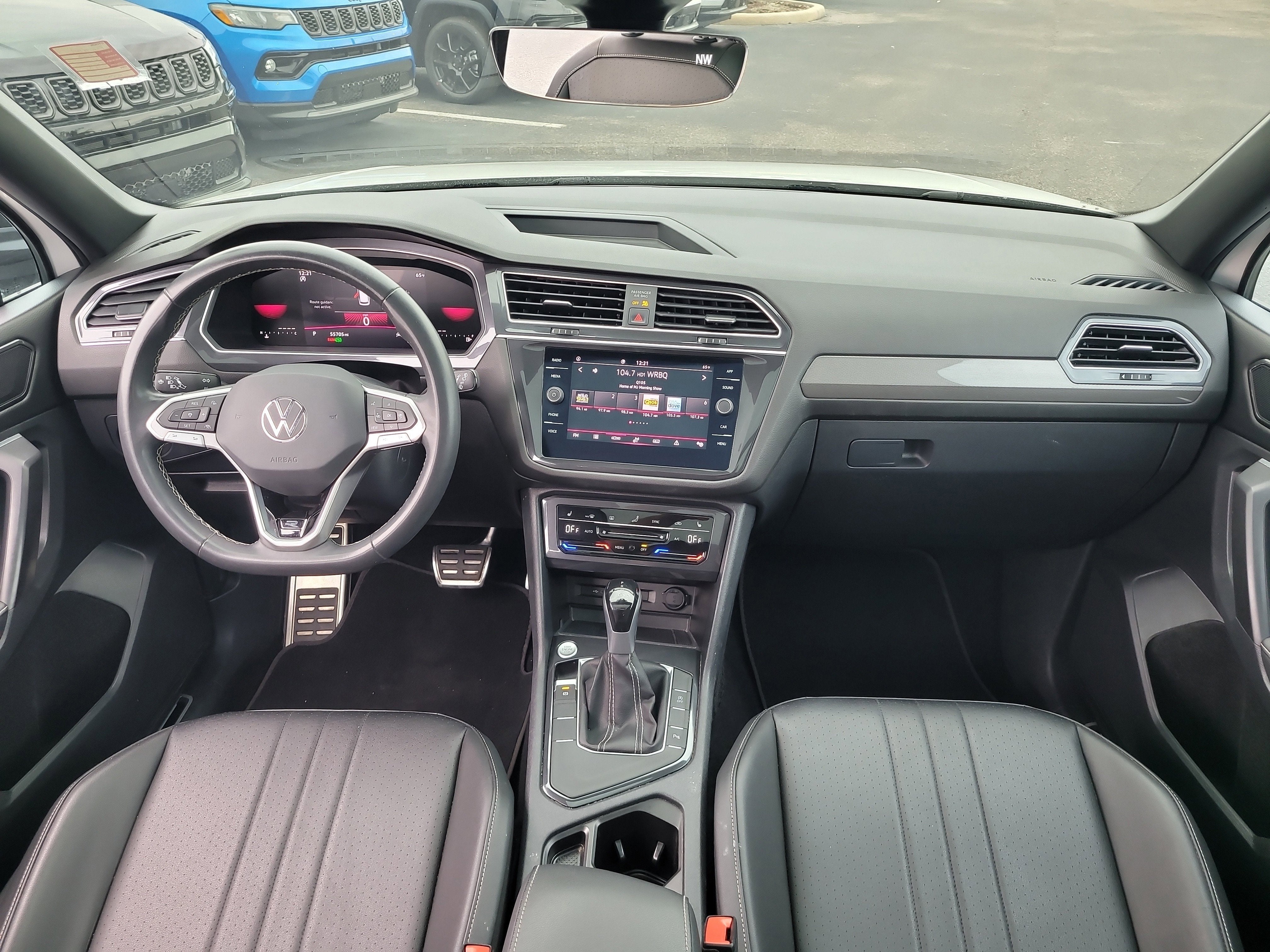 2023 Volkswagen Tiguan SE R-Line Black