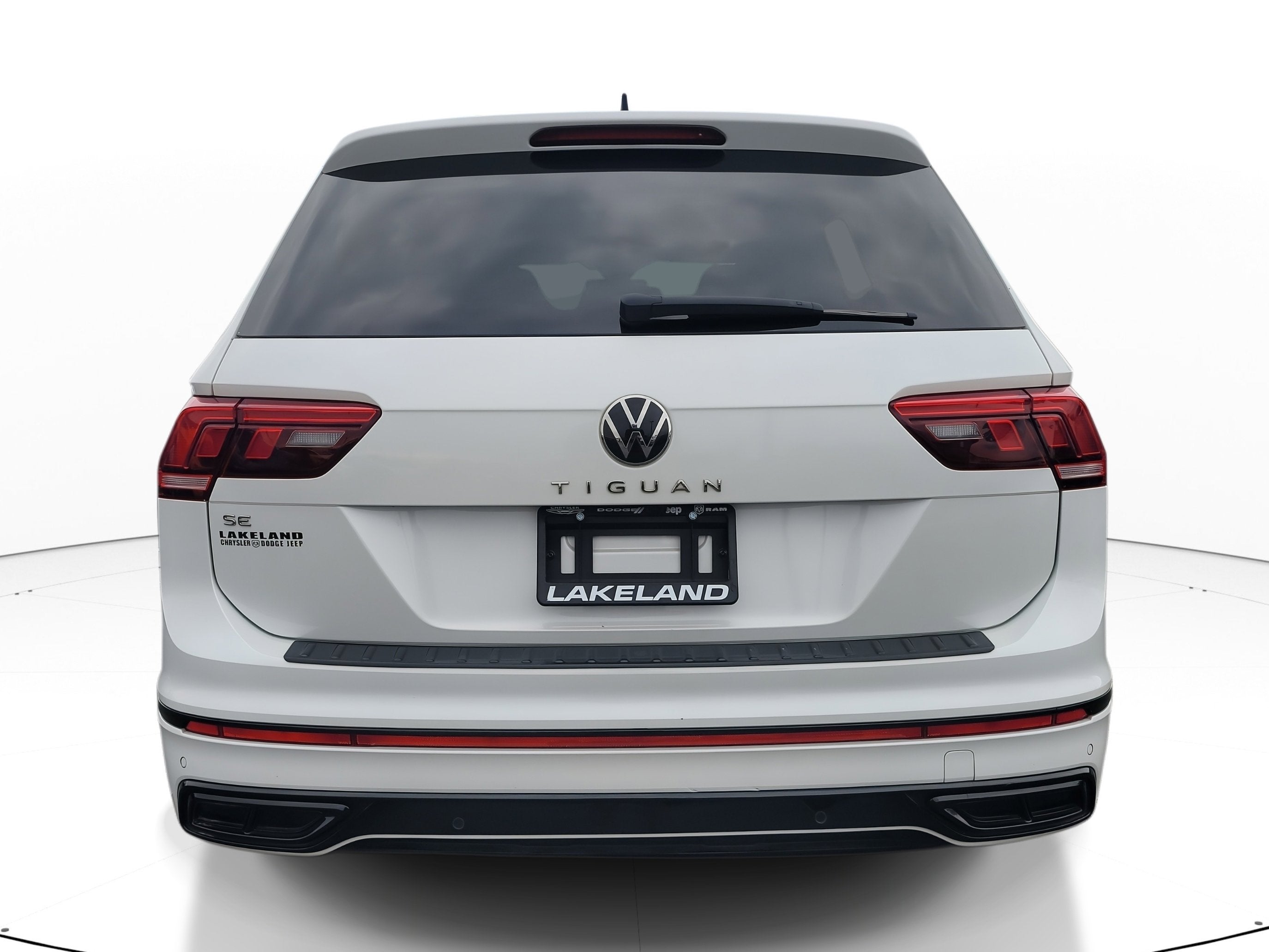 2023 Volkswagen Tiguan SE R-Line Black