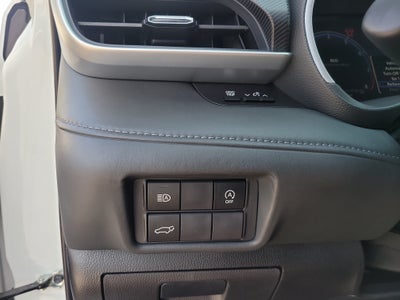 2025 Toyota Highlander LE