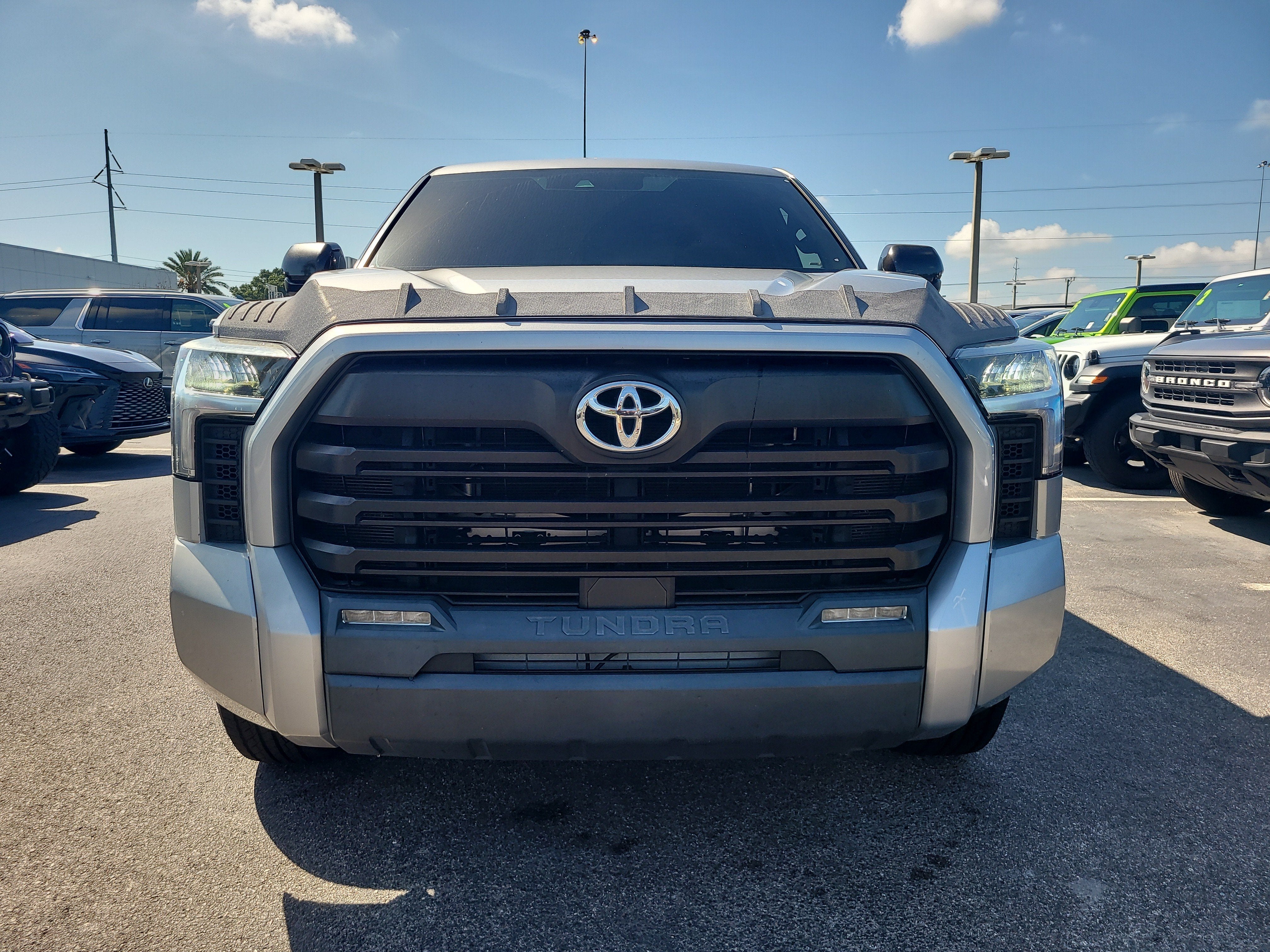 2022 Toyota Tundra 2WD SR5