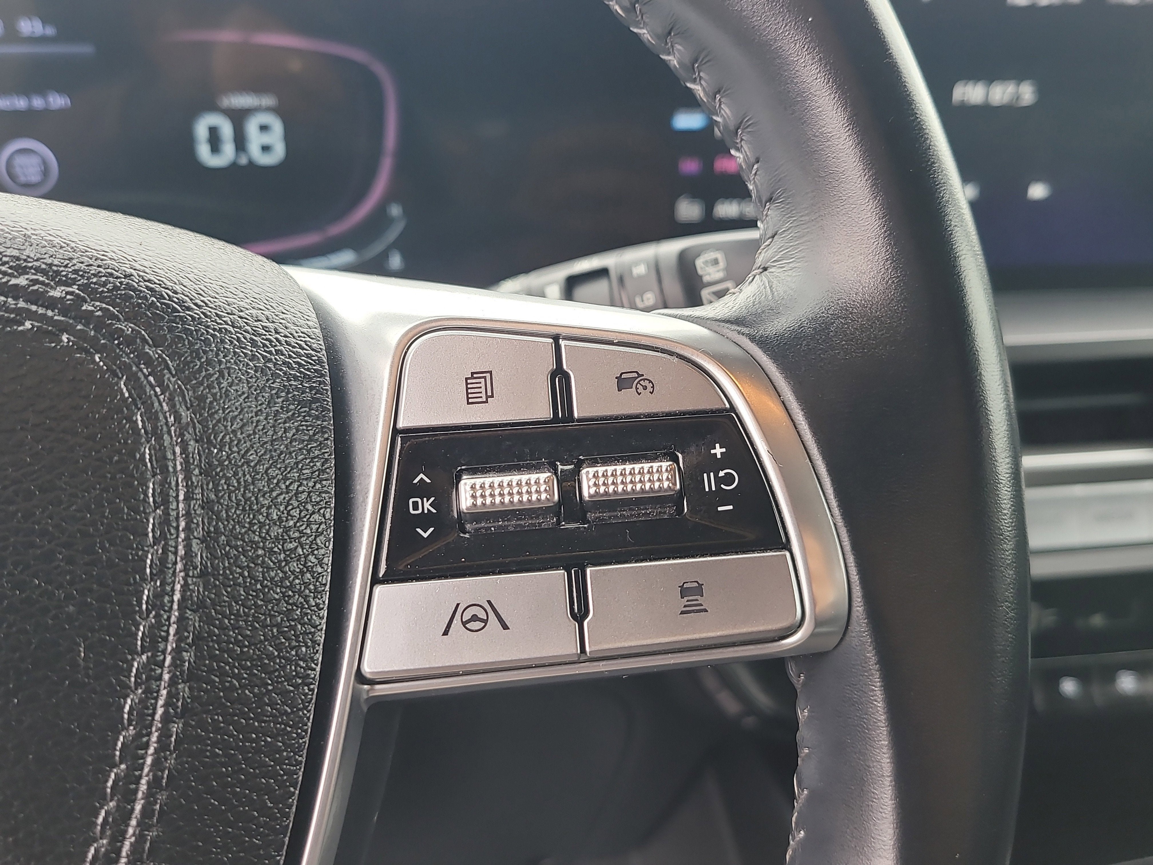 2023 Kia Telluride LX