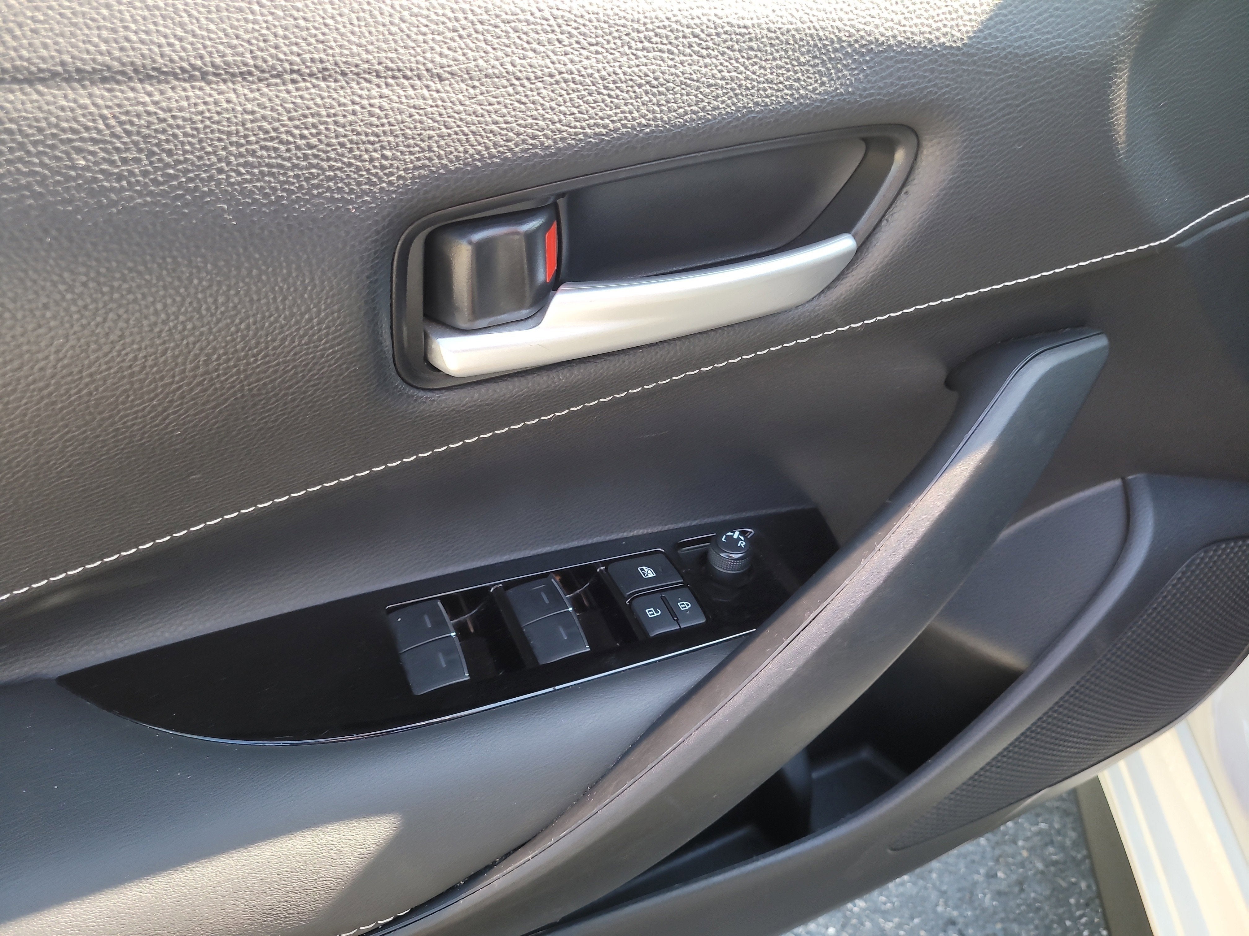 2022 Toyota Corolla Hatchback SE