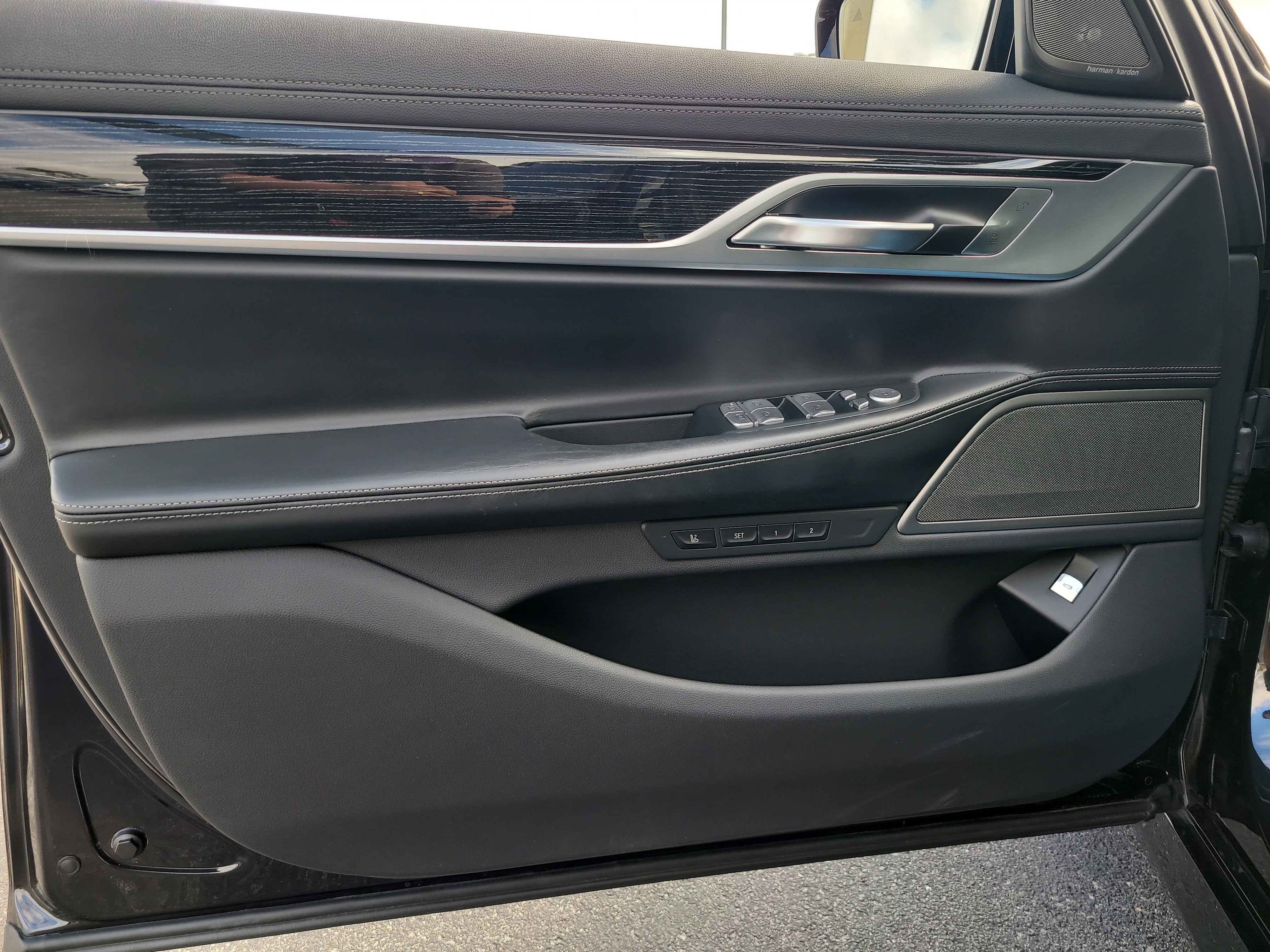 2022 BMW 7 Series 750i xDrive