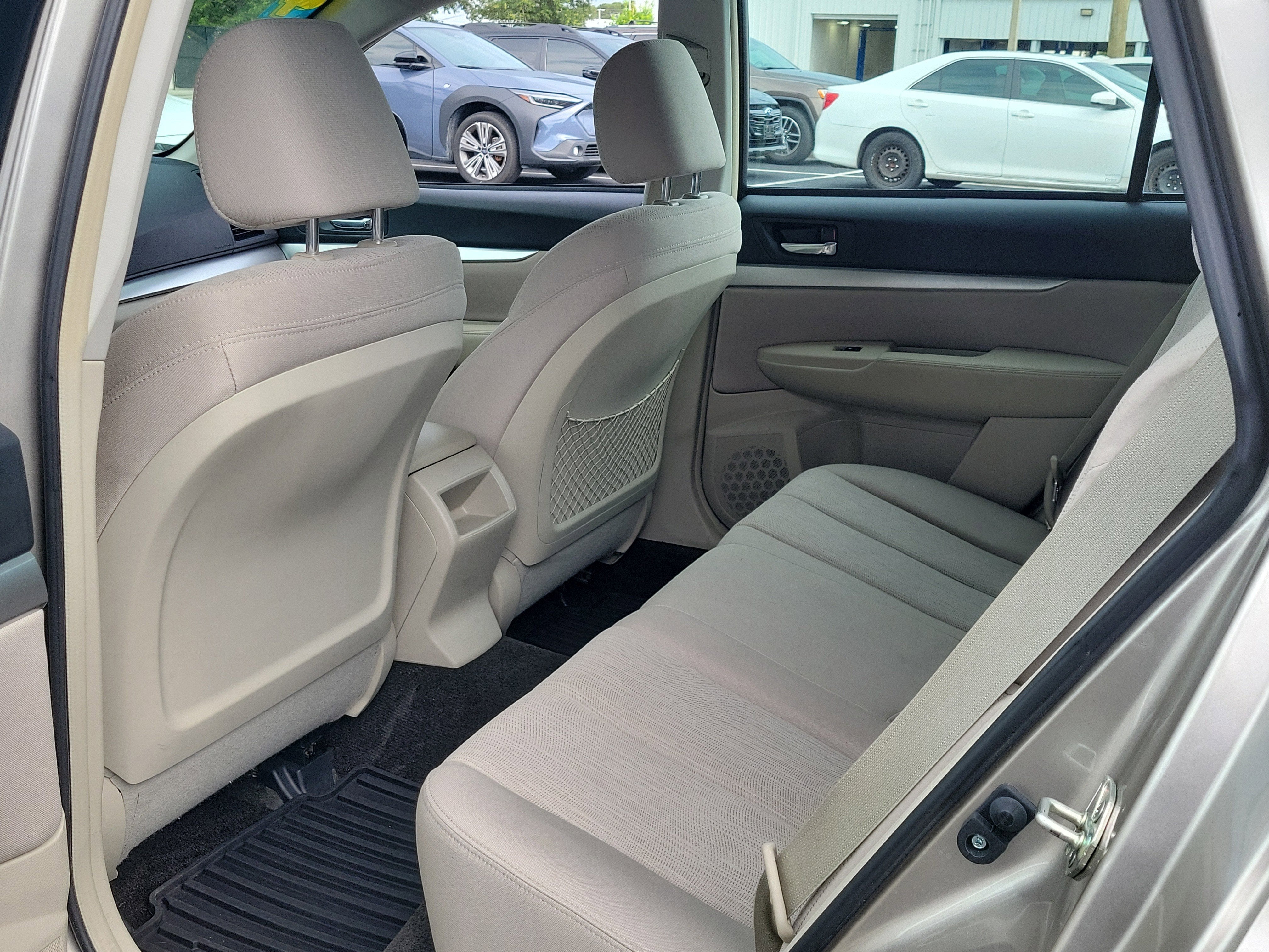 2014 Subaru Outback 2.5i