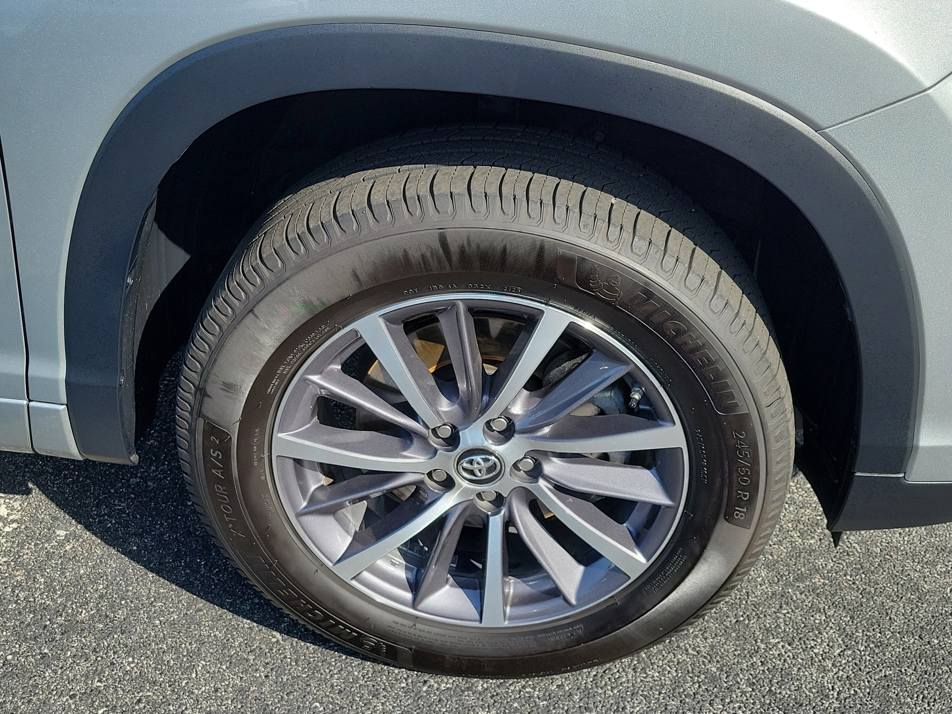 2018 Toyota Highlander SE