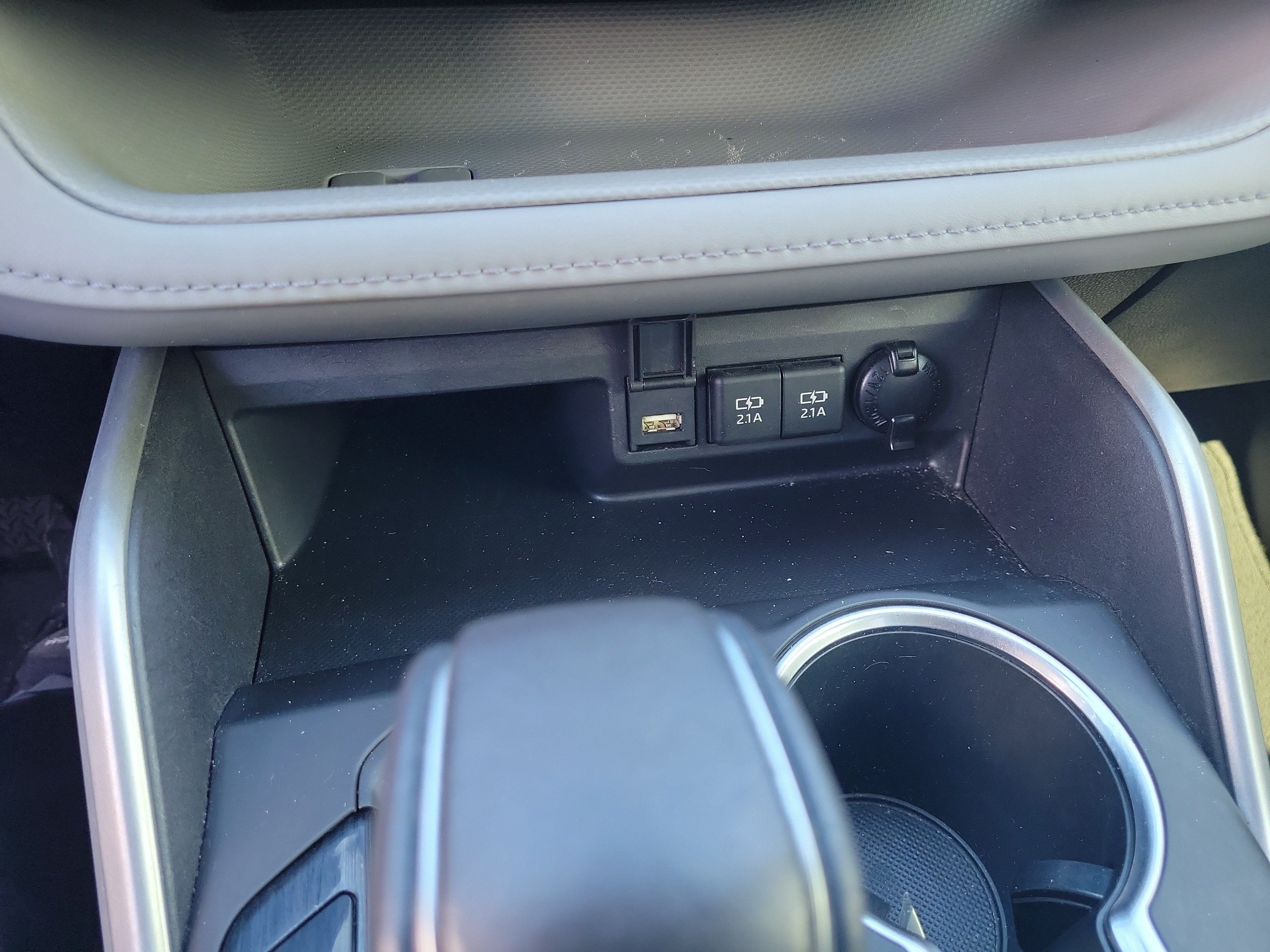 2020 Toyota Highlander Hybrid LE