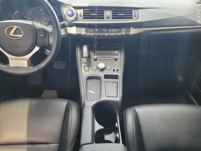 2017 Lexus CT 200h