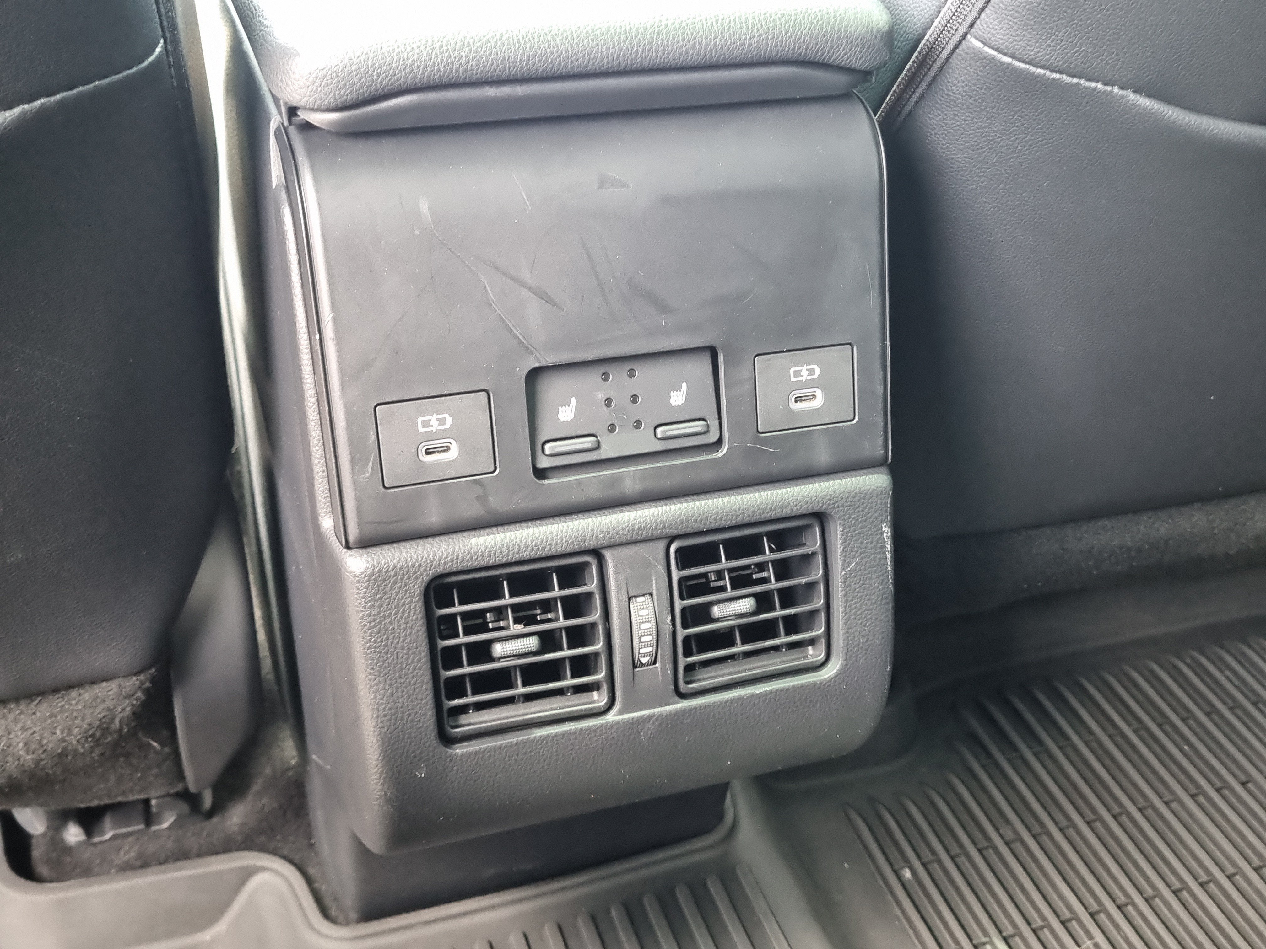 2025 Subaru Solterra Touring Onyx Edition