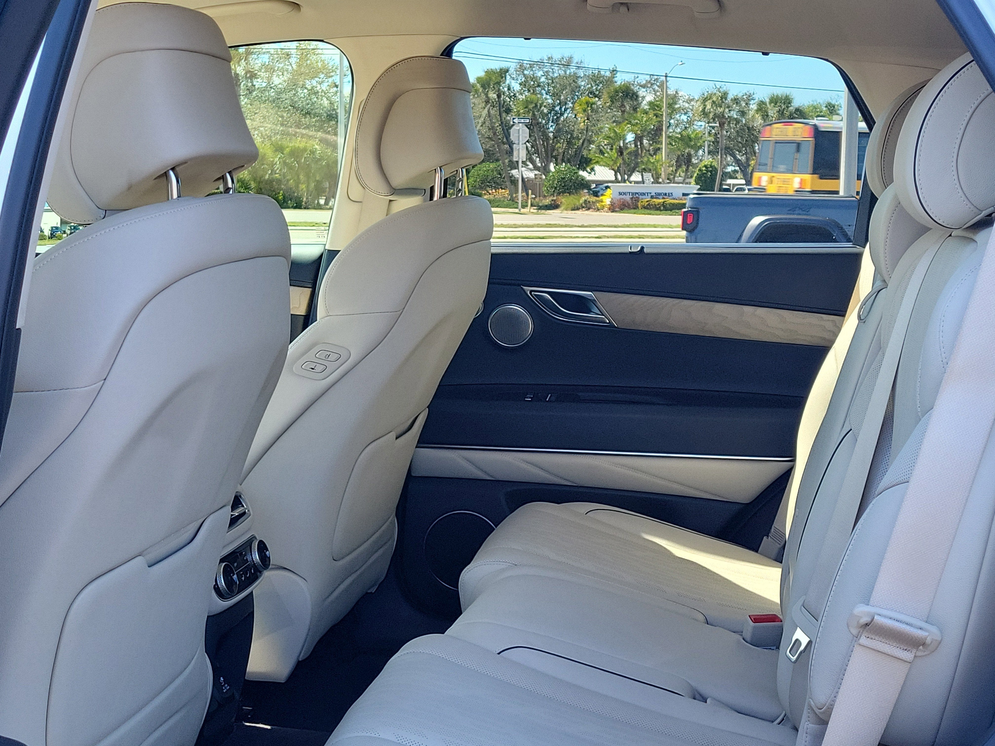 2022 Genesis GV80 2.5T