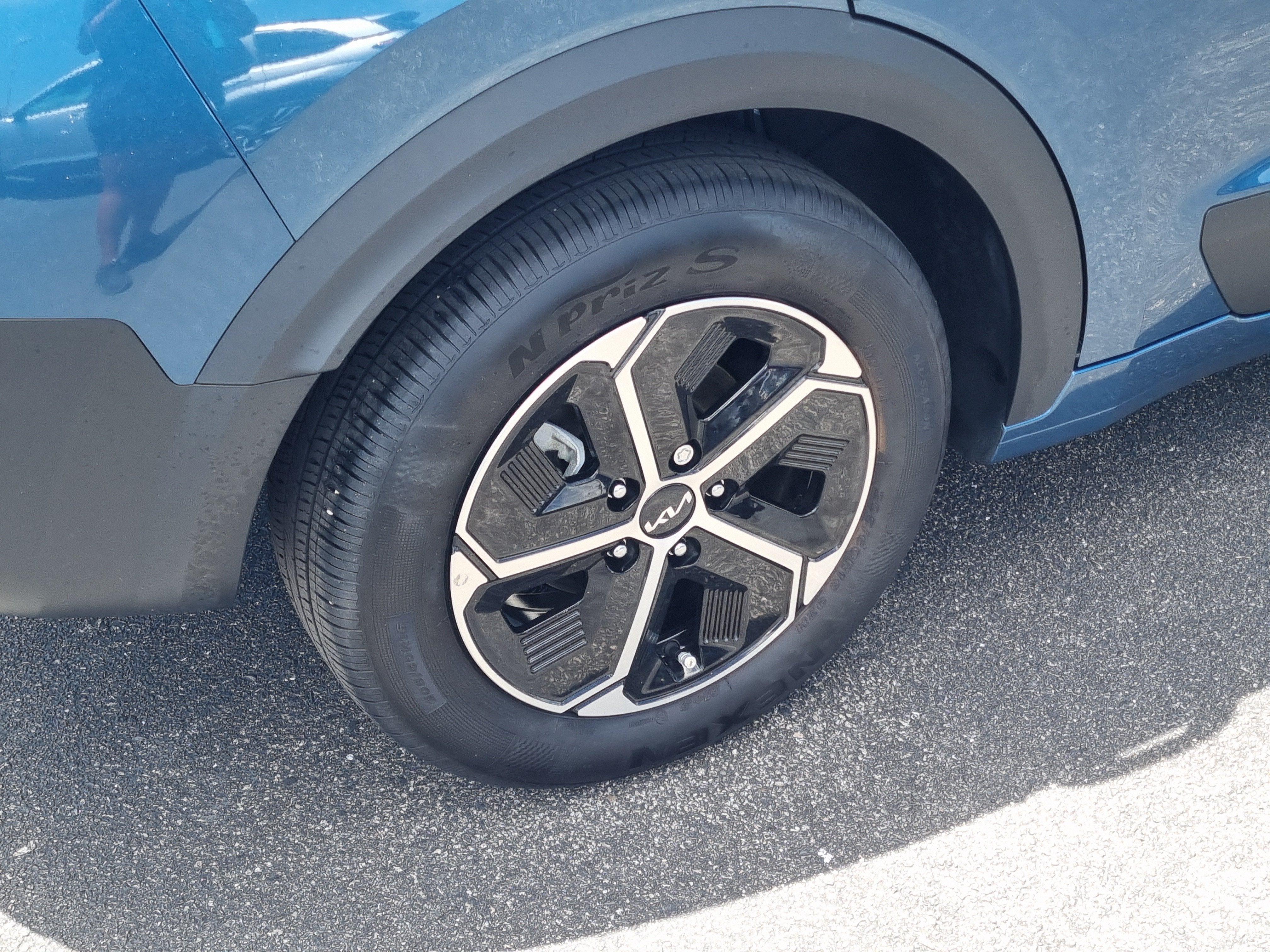 2024 Kia Niro EX