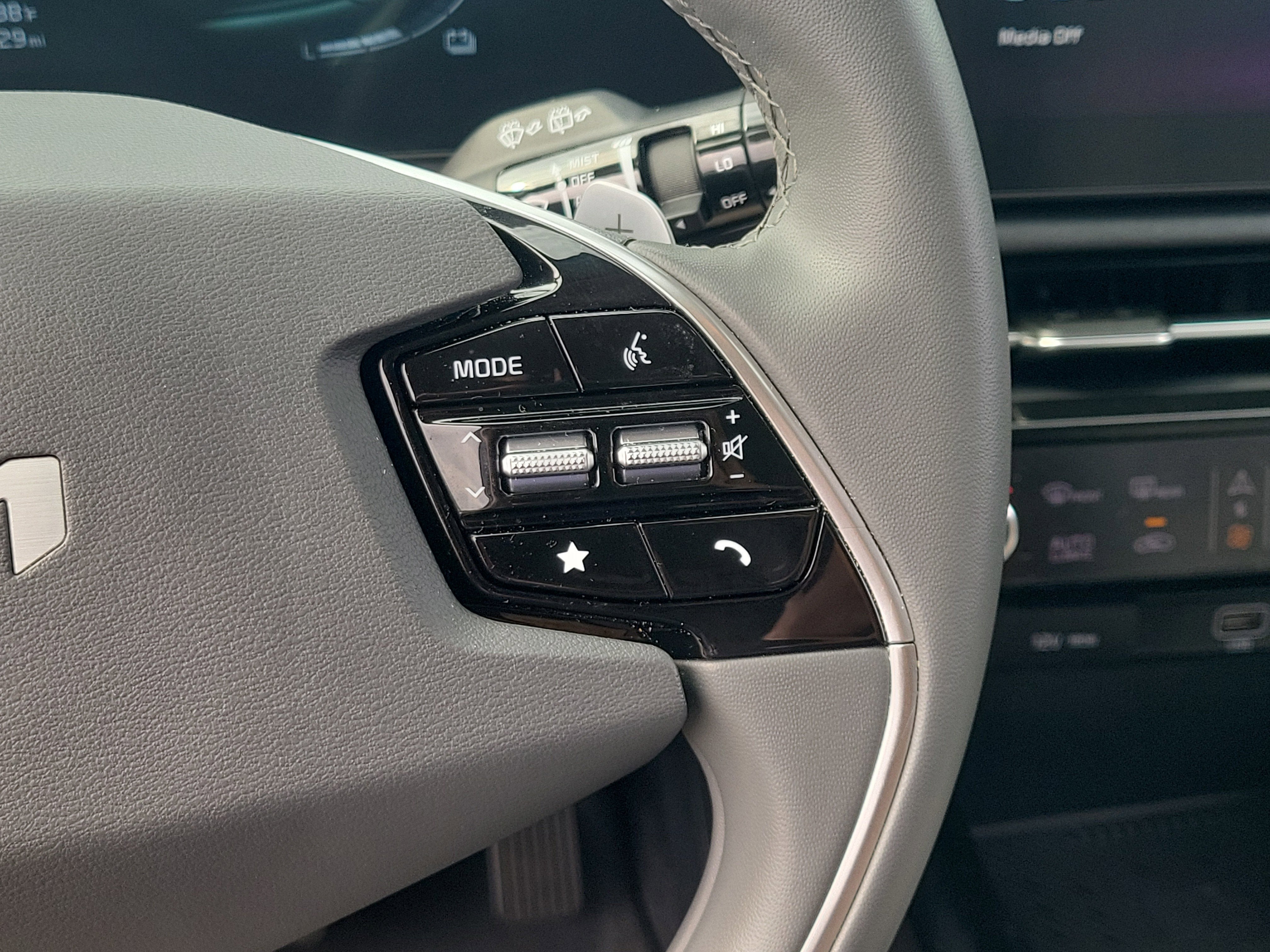 2024 Kia Niro EX