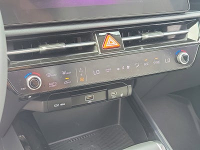 2024 Kia Niro EX
