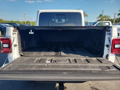 2021 Jeep Gladiator Overland