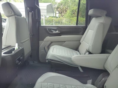 2023 Chevrolet Suburban LT