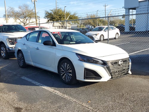 2025 Nissan Altima SV