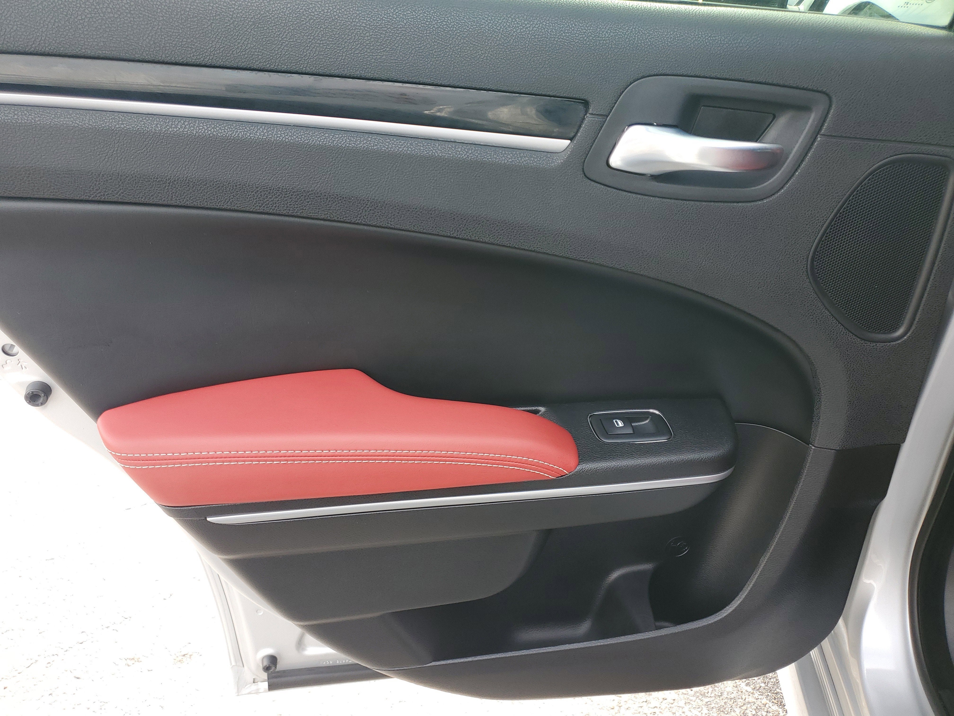 2021 Chrysler 300 300S