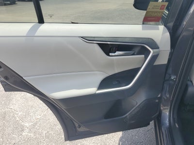 2025 Toyota RAV4 Hybrid XLE Premium