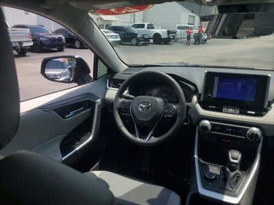 2025 Toyota RAV4 Hybrid XLE Premium