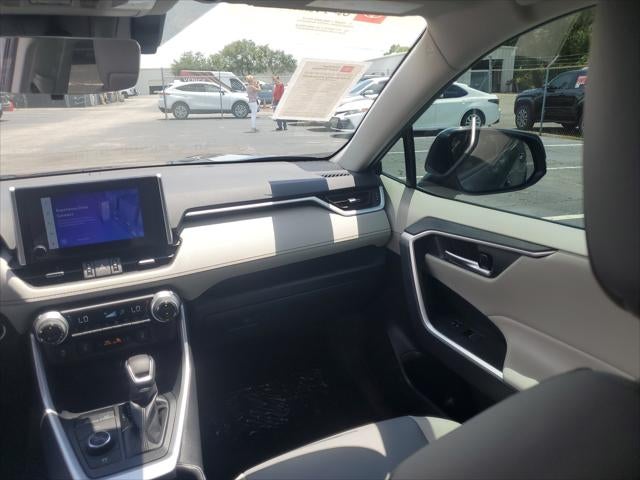 2025 Toyota RAV4 Hybrid XLE Premium