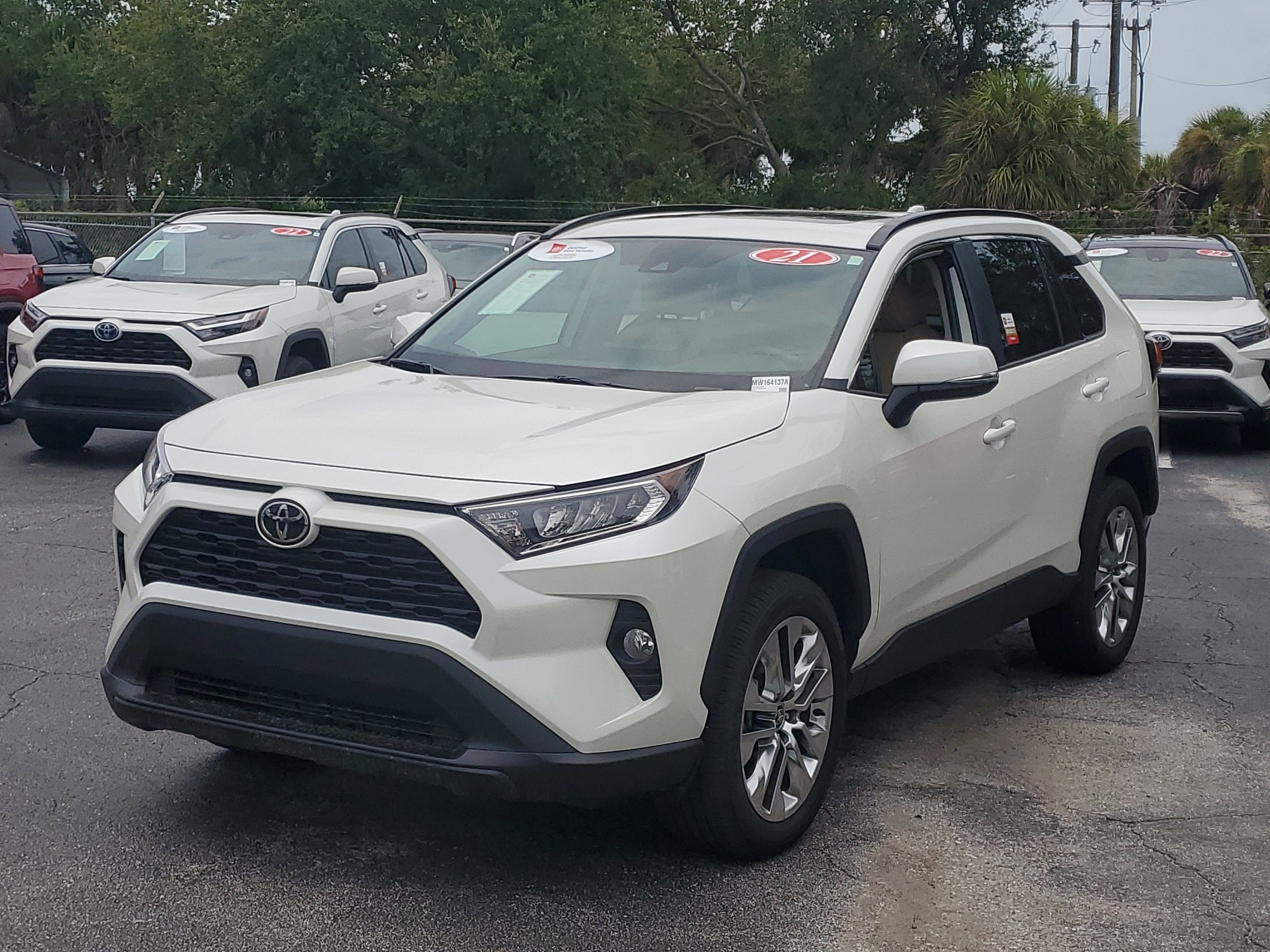 2021 Toyota RAV4 XLE Premium