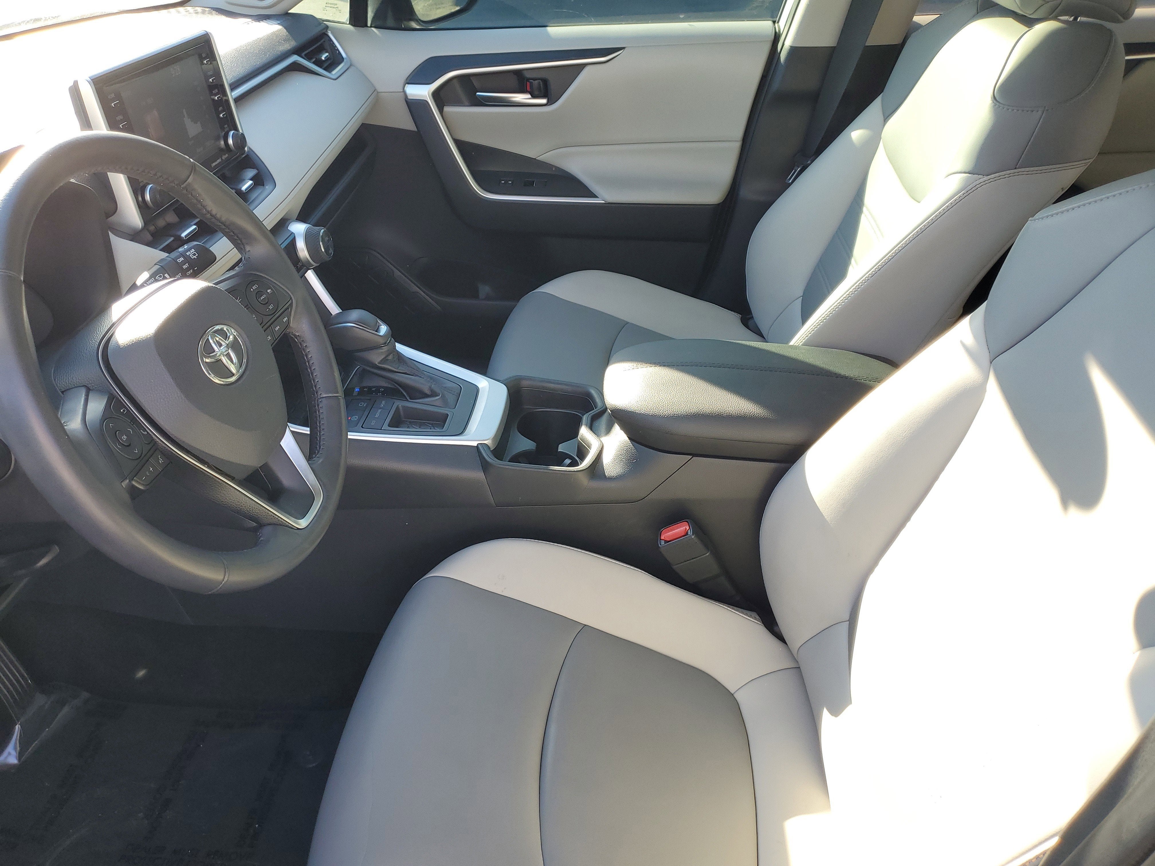 2019 Toyota RAV4 XLE Premium