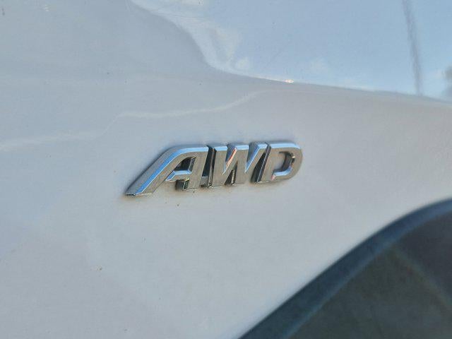 2020 Toyota RAV4 Hybrid LE