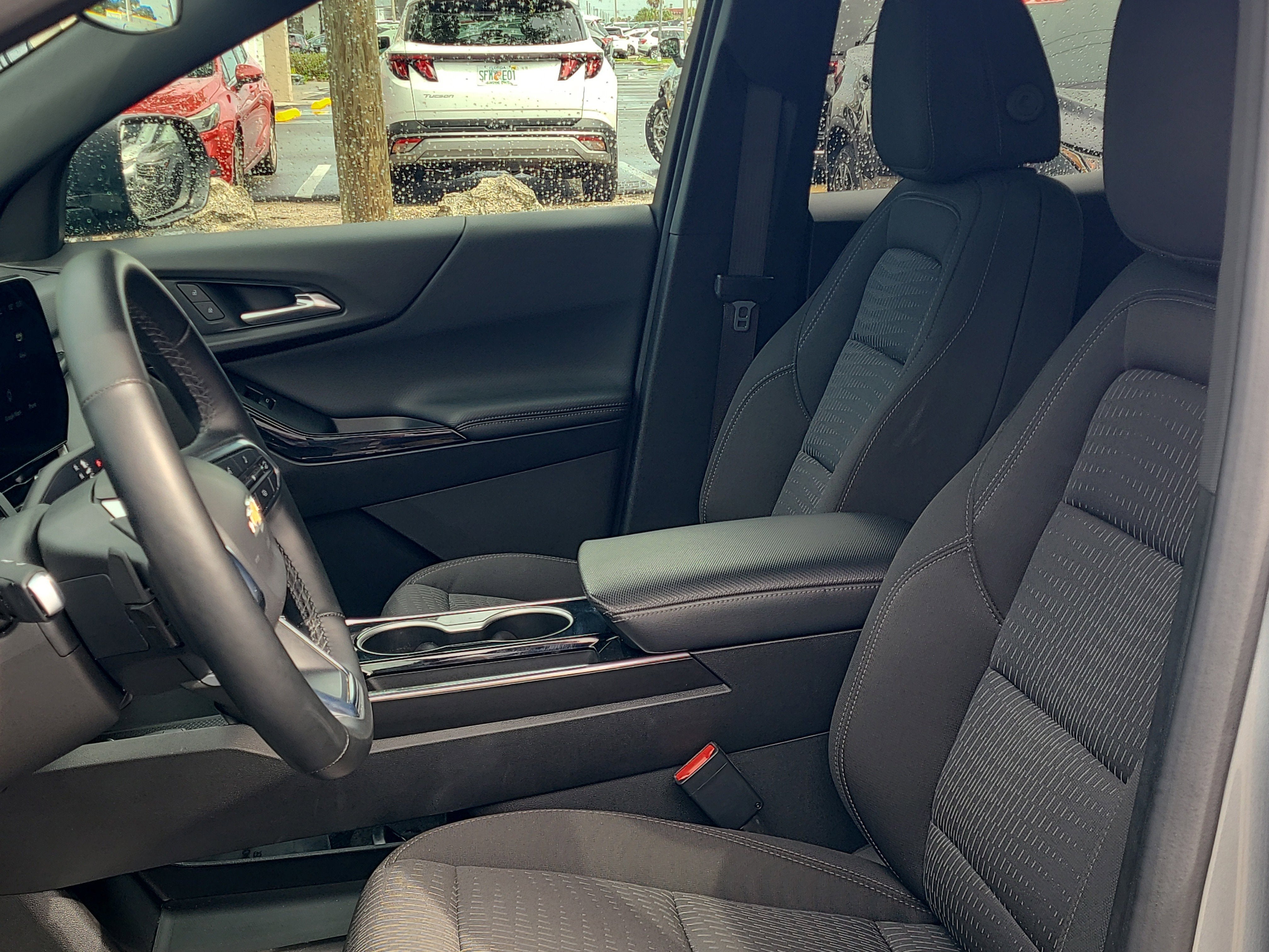 2025 Chevrolet Equinox LT - Photo 20