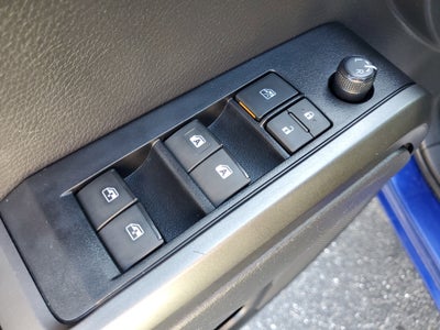 2022 Toyota Tacoma 2WD SR5