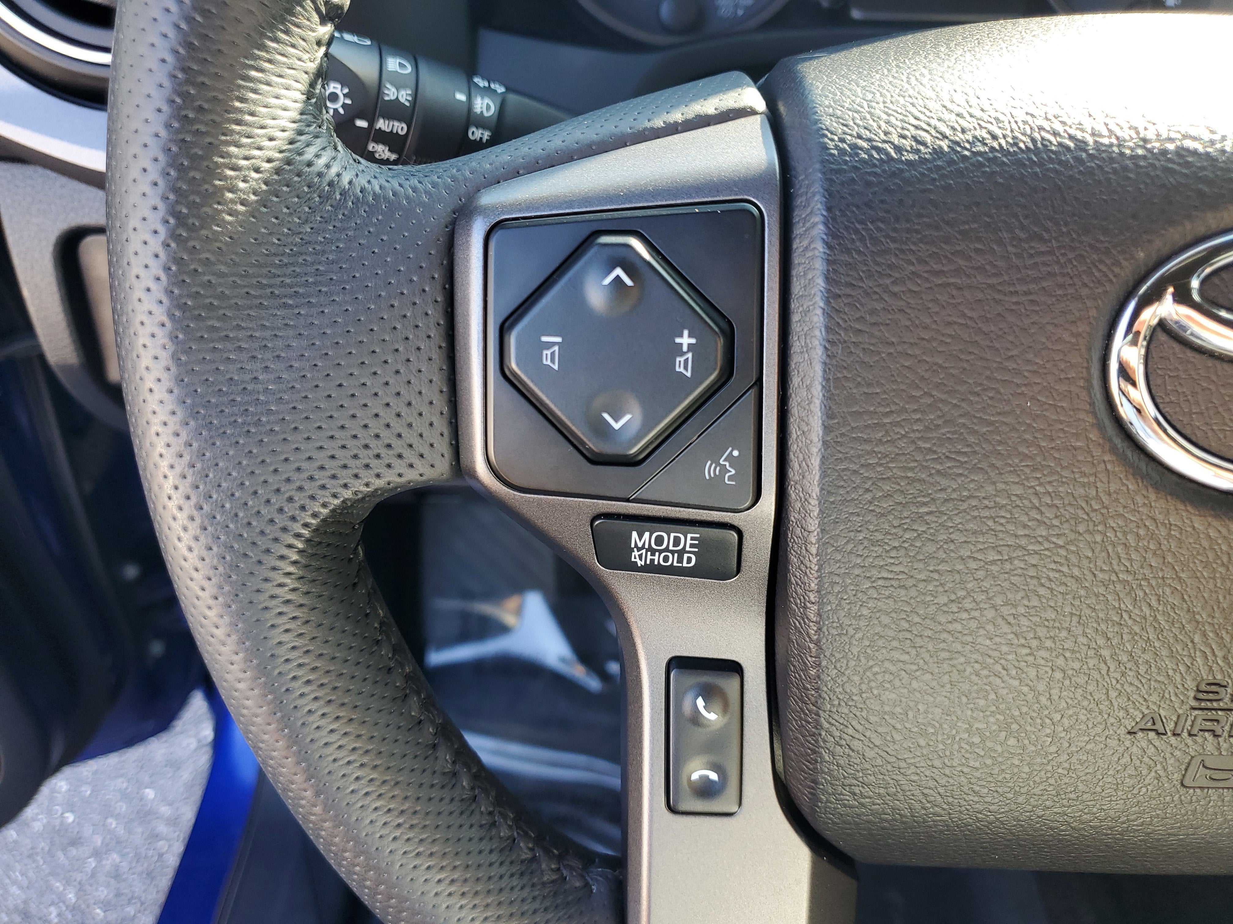 2022 Toyota Tacoma 2WD SR5