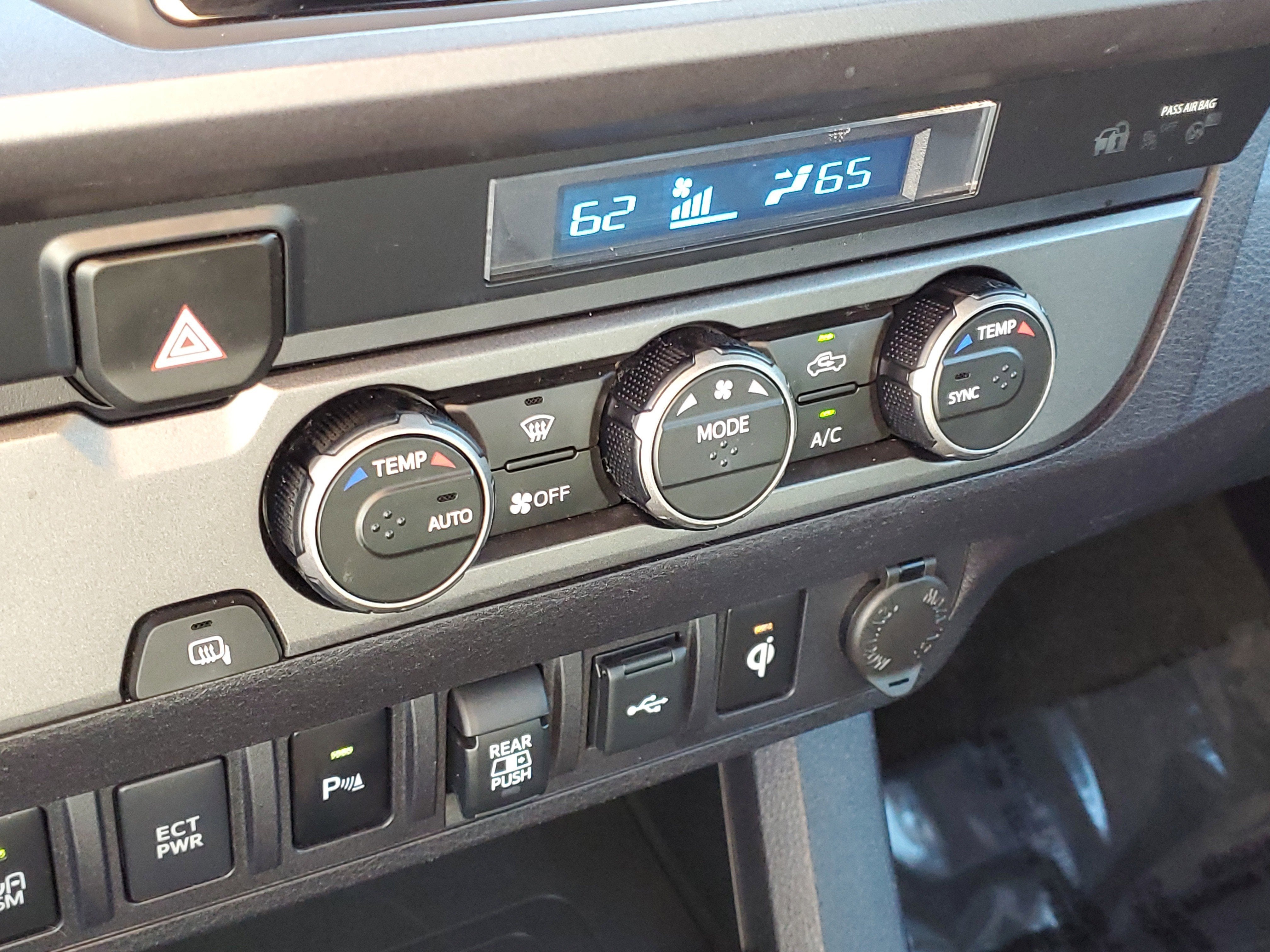 2022 Toyota Tacoma 2WD SR5