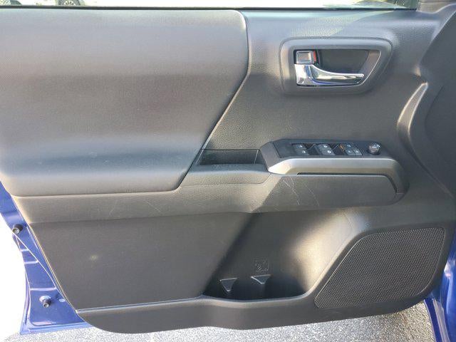 2022 Toyota Tacoma 2WD SR5