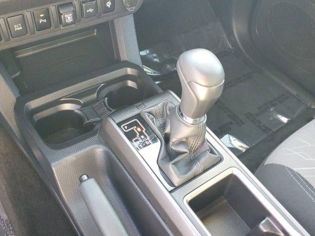 2022 Toyota Tacoma 2WD SR5