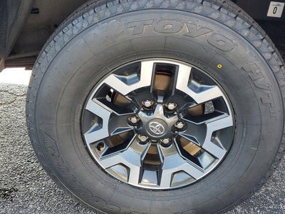 2022 Toyota Tacoma 2WD SR5