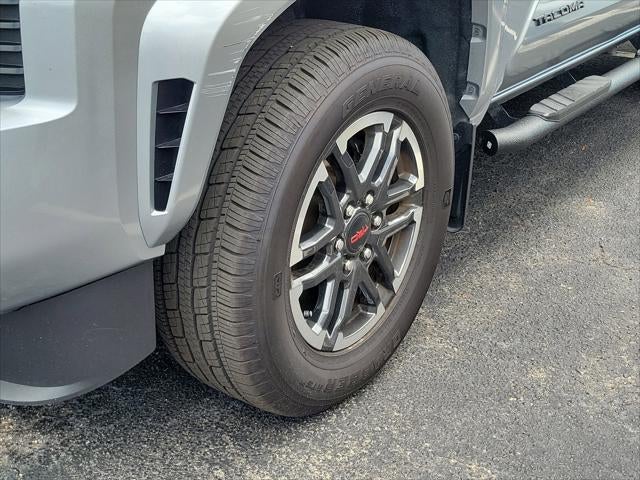 2025 Toyota Tacoma 2WD TRD Sport