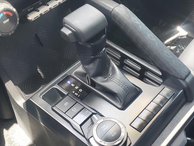 2025 Toyota Tacoma 4WD SR5